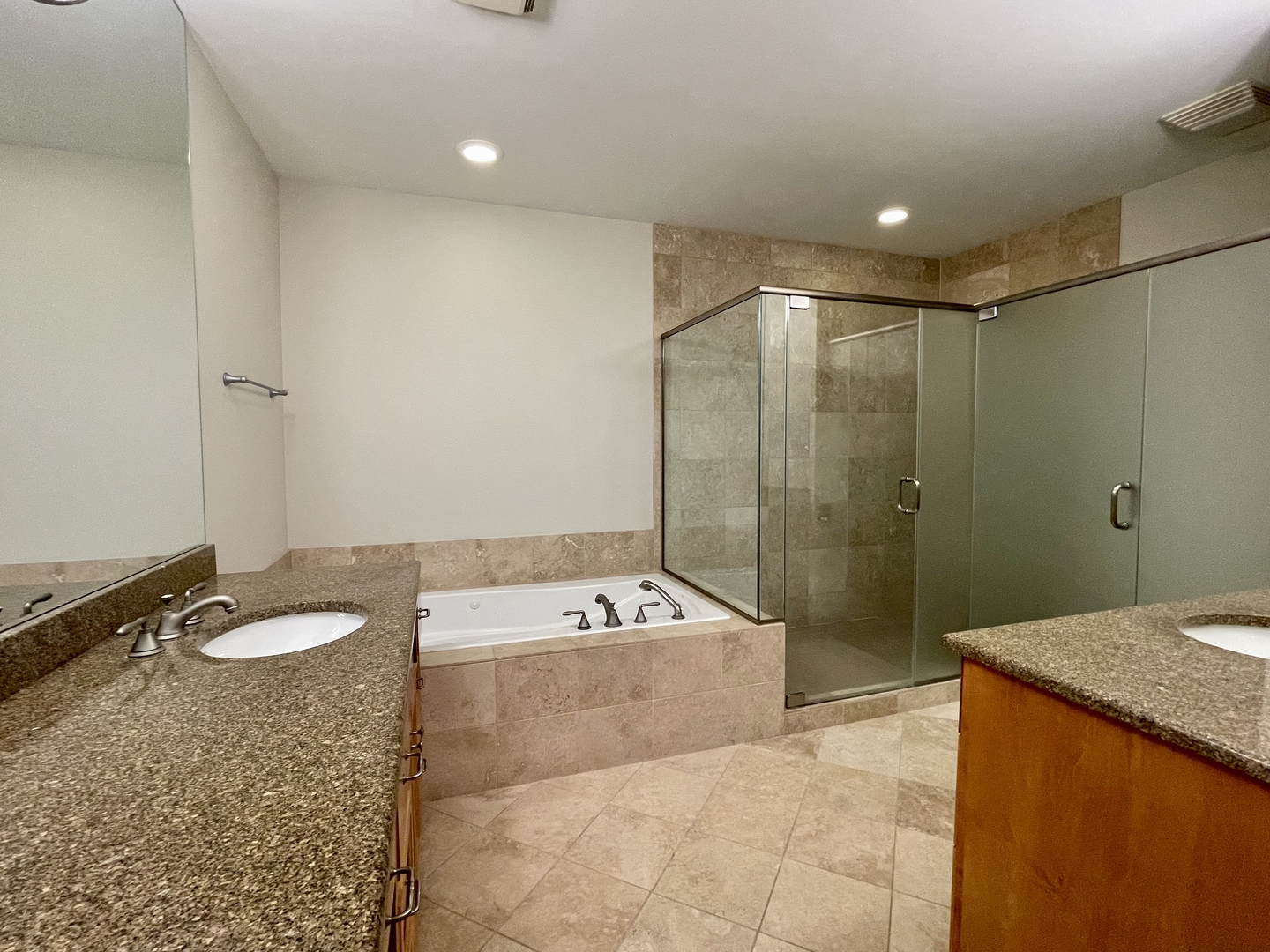 520 S WASHINGTON Street Unit: 604