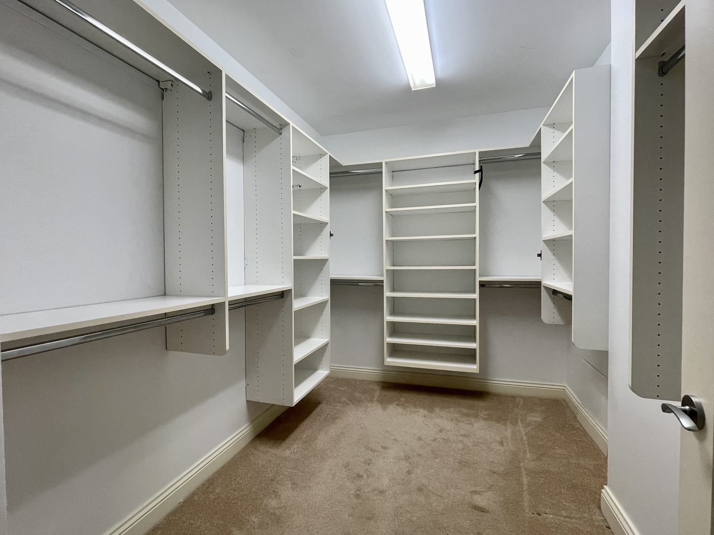 520 S WASHINGTON Street Unit: 604