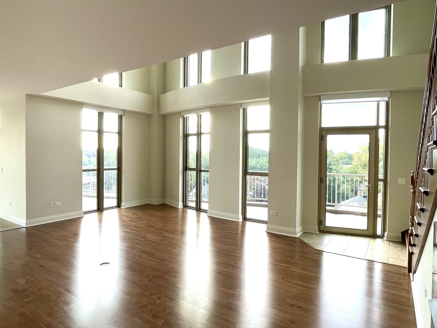 520 S WASHINGTON Street Unit: 604