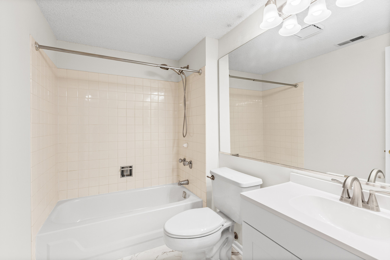 511 Aurora Avenue Unit: 516