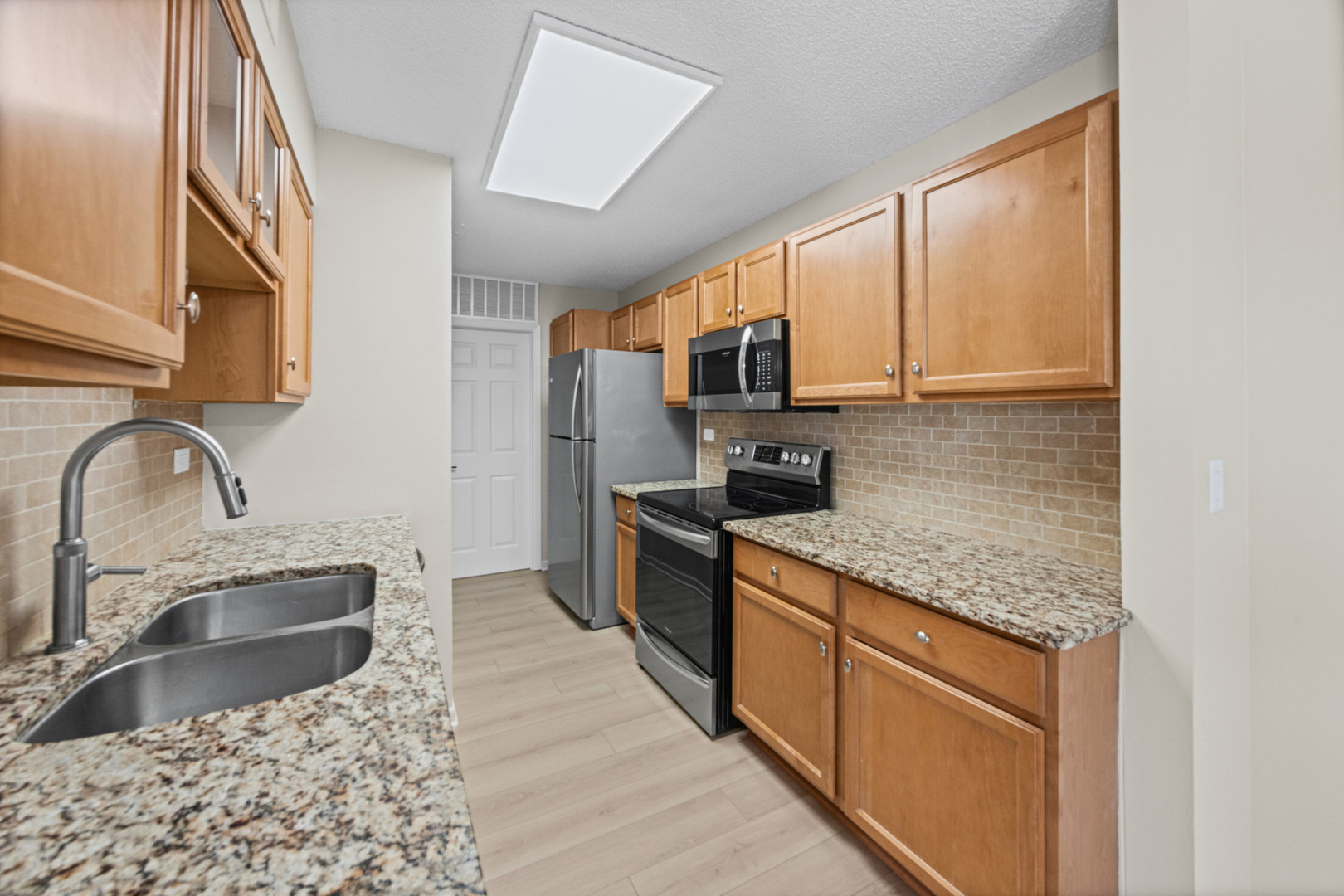509 Aurora Avenue Unit: 202