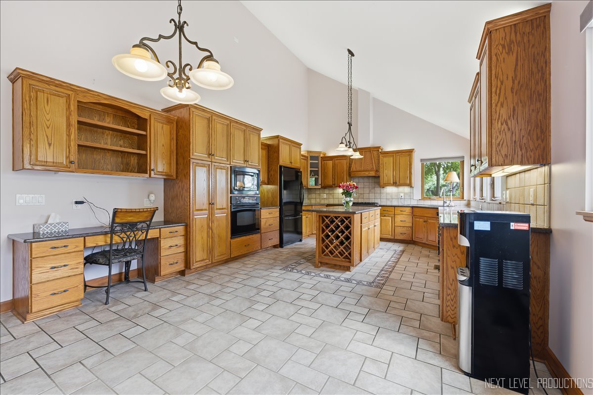 6740 Sundown Lane