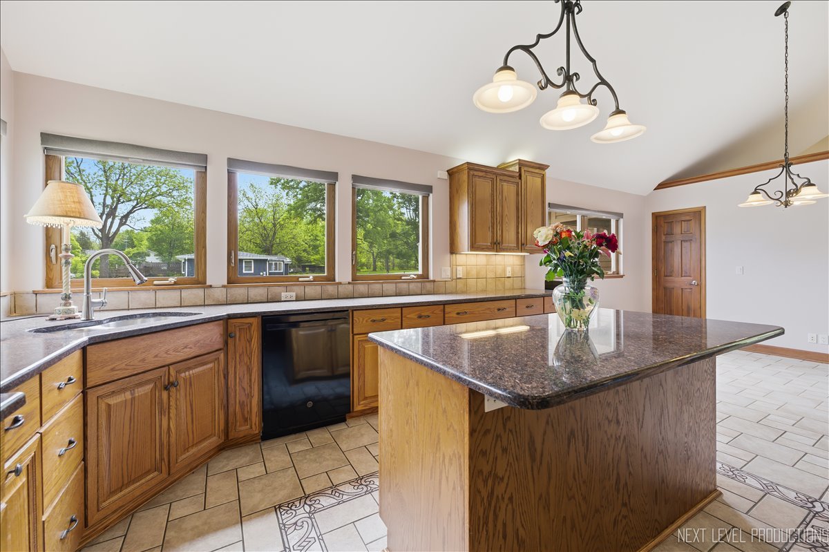 6740 Sundown Lane