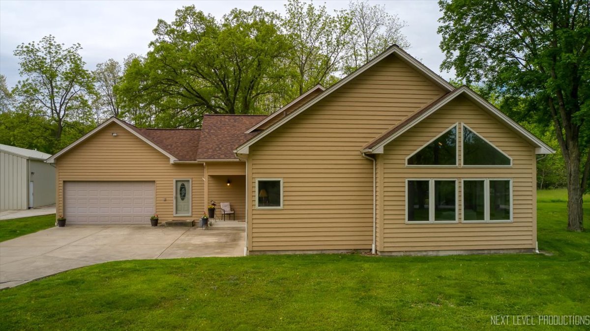 6740 Sundown Lane