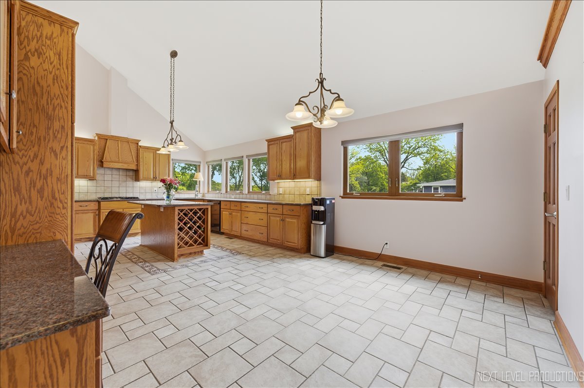 6740 Sundown Lane