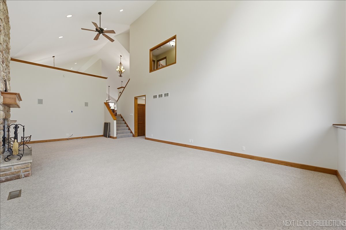 6740 Sundown Lane