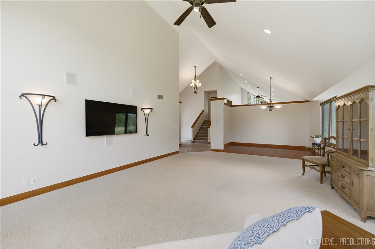 6740 Sundown Lane