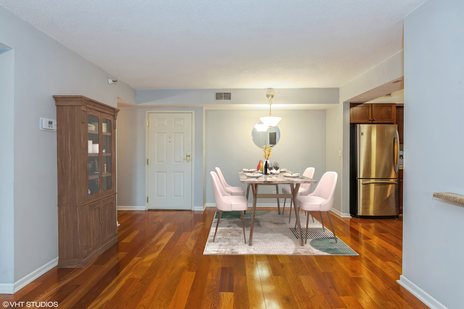 509 Aurora Avenue Unit: 220