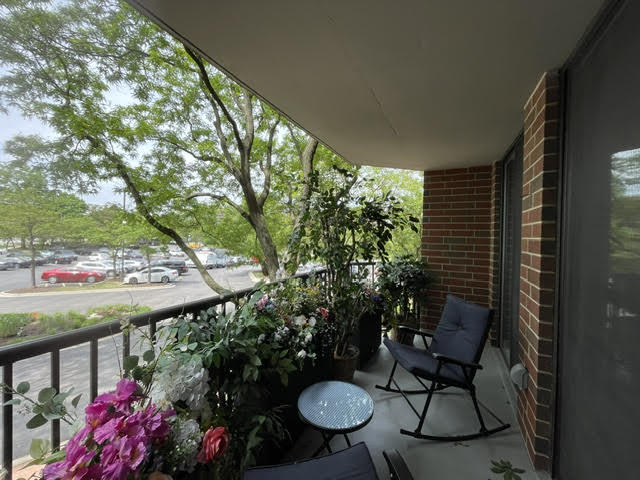 509 Aurora Avenue Unit: 220