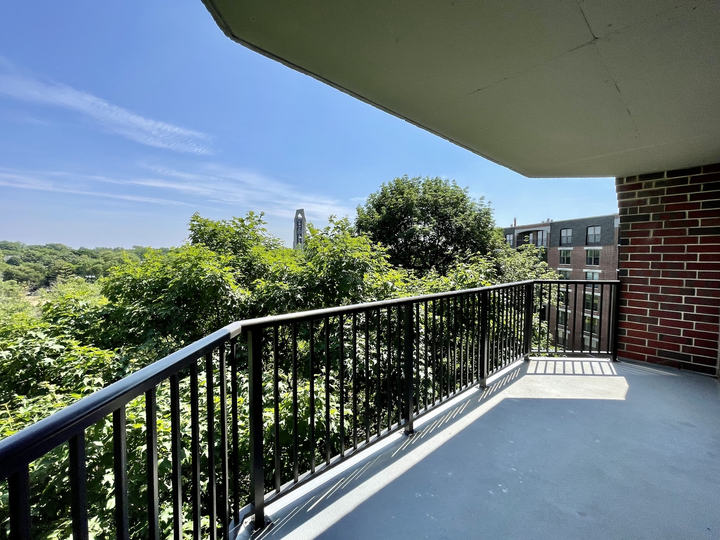 511 AURORA Avenue Unit: 510