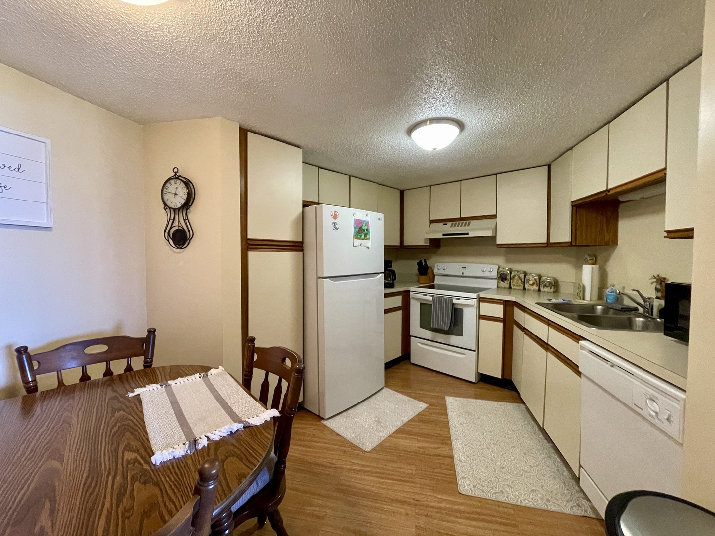509 Aurora Avenue Unit: 614