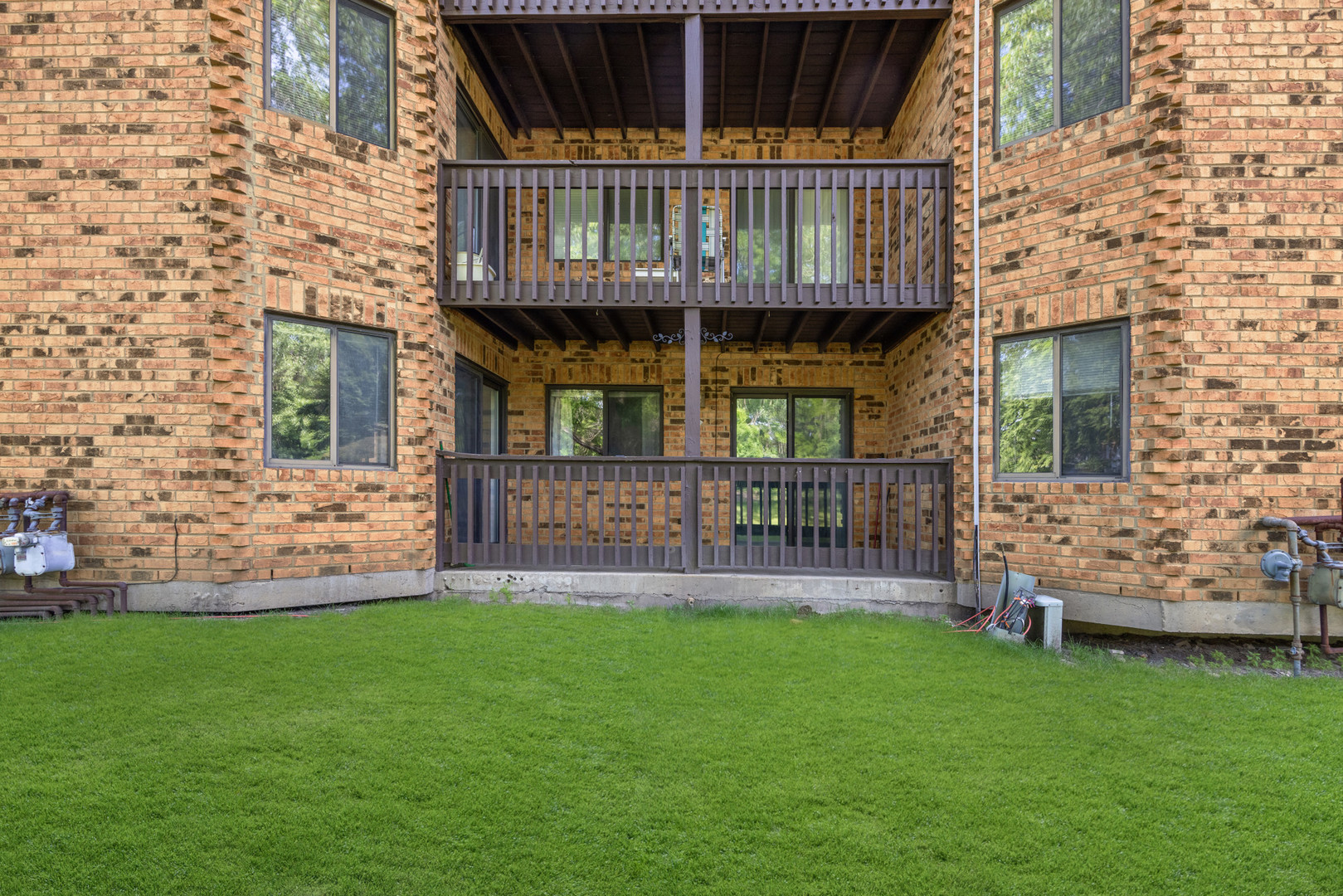2880 Torrey Pine Lane Unit: 1H