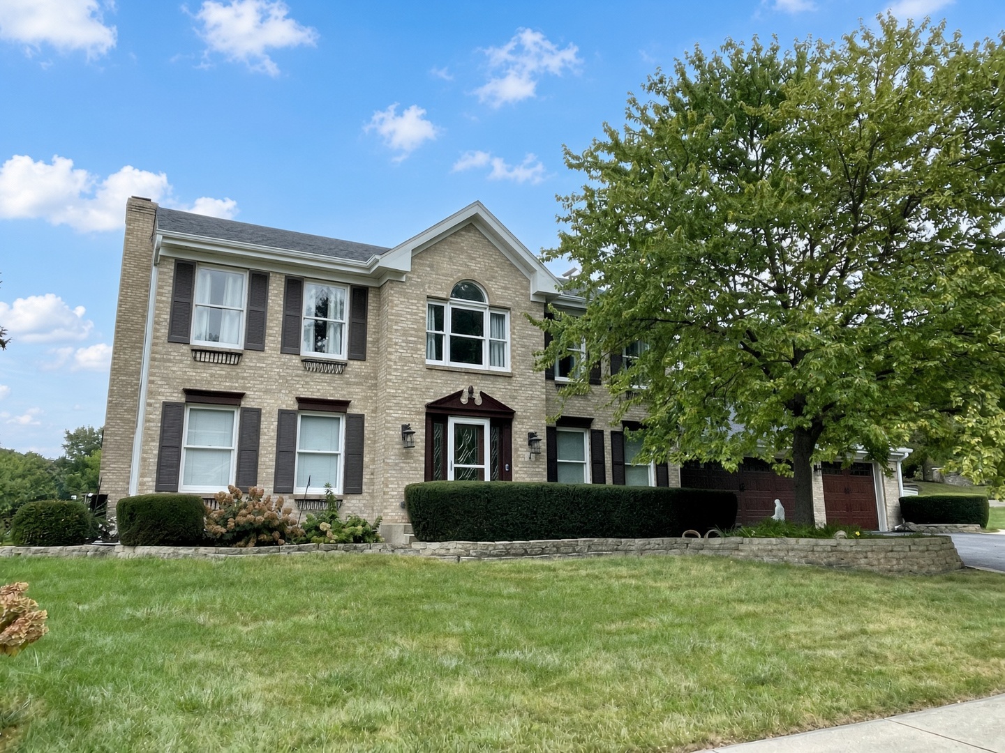 4 River Bend Road