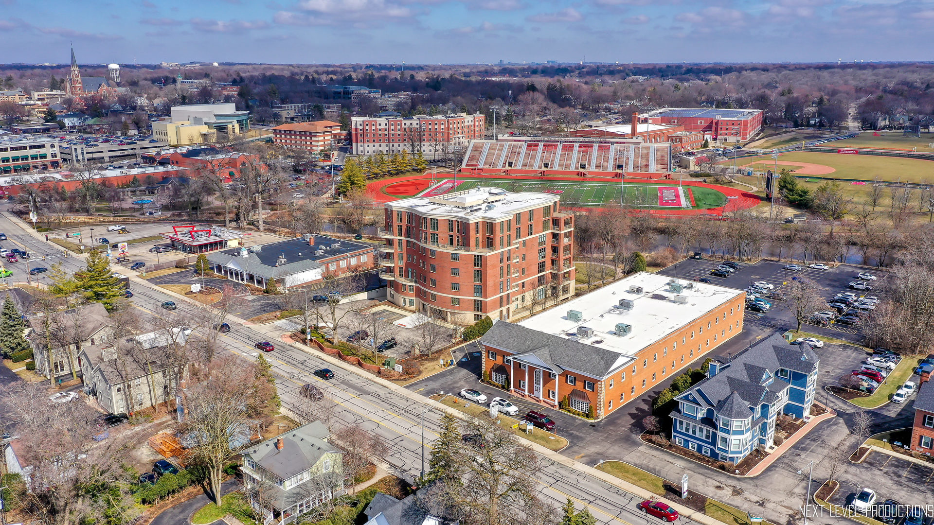 520 S WASHINGTON Street Unit: PH3