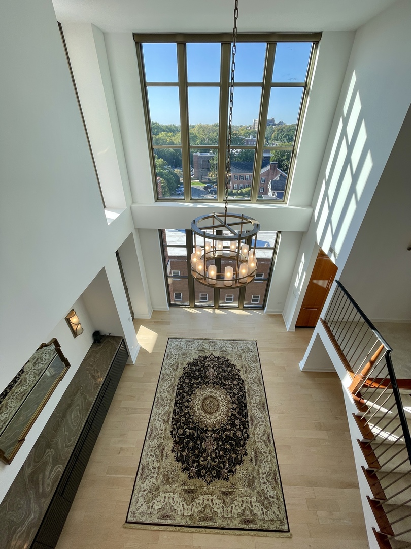 520 S WASHINGTON Street Unit: PH3