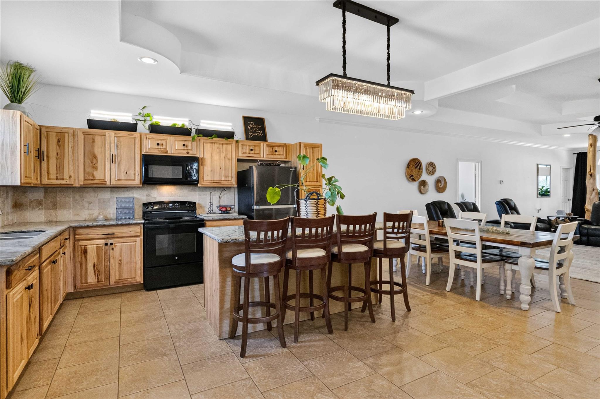 21174 Us Highway 281 S