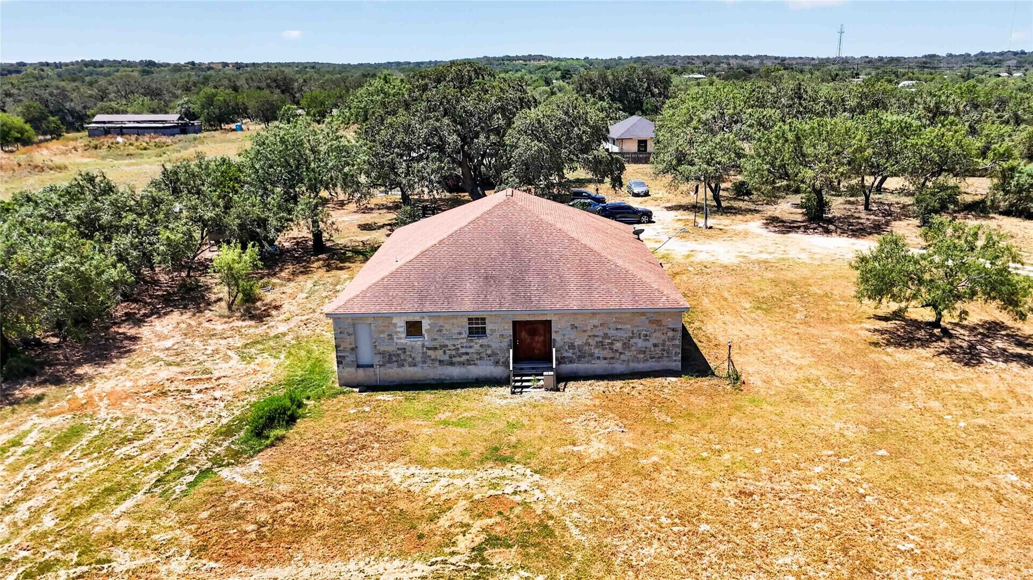 21174 Us Highway 281 S
