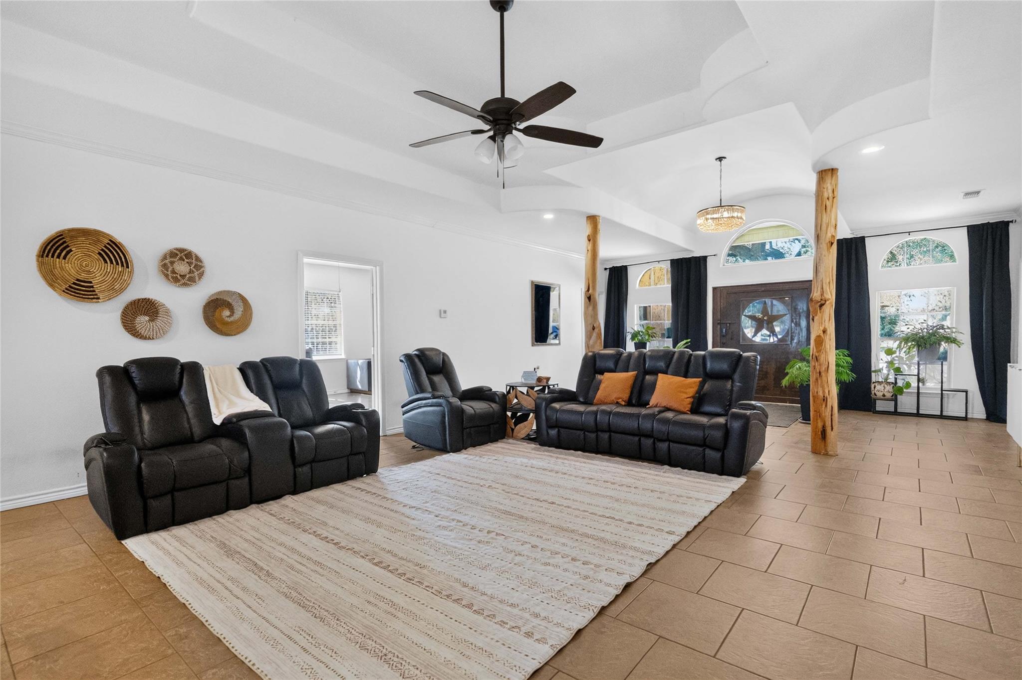 21174 Us Highway 281 S