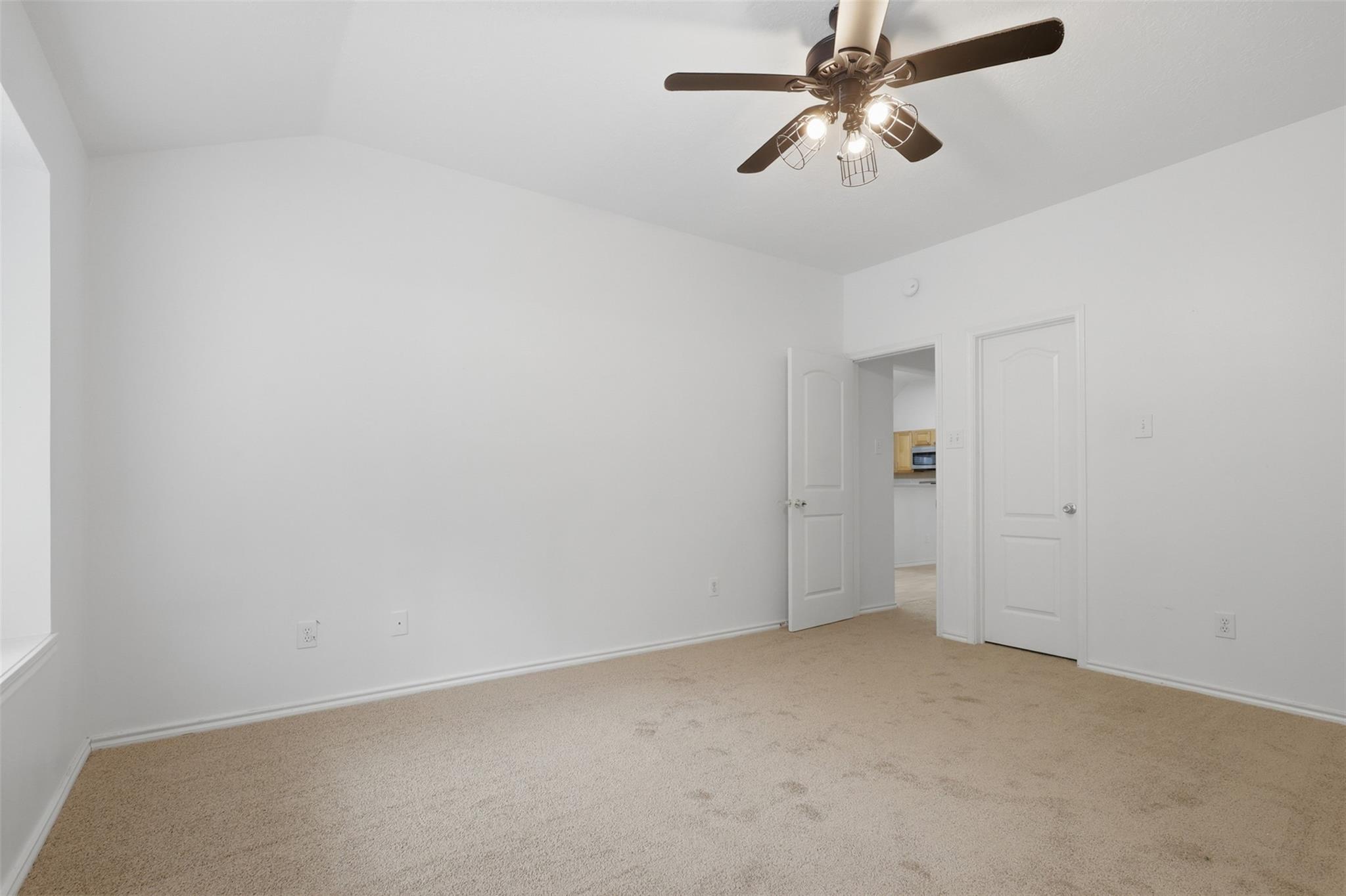19319 Arbor Pines