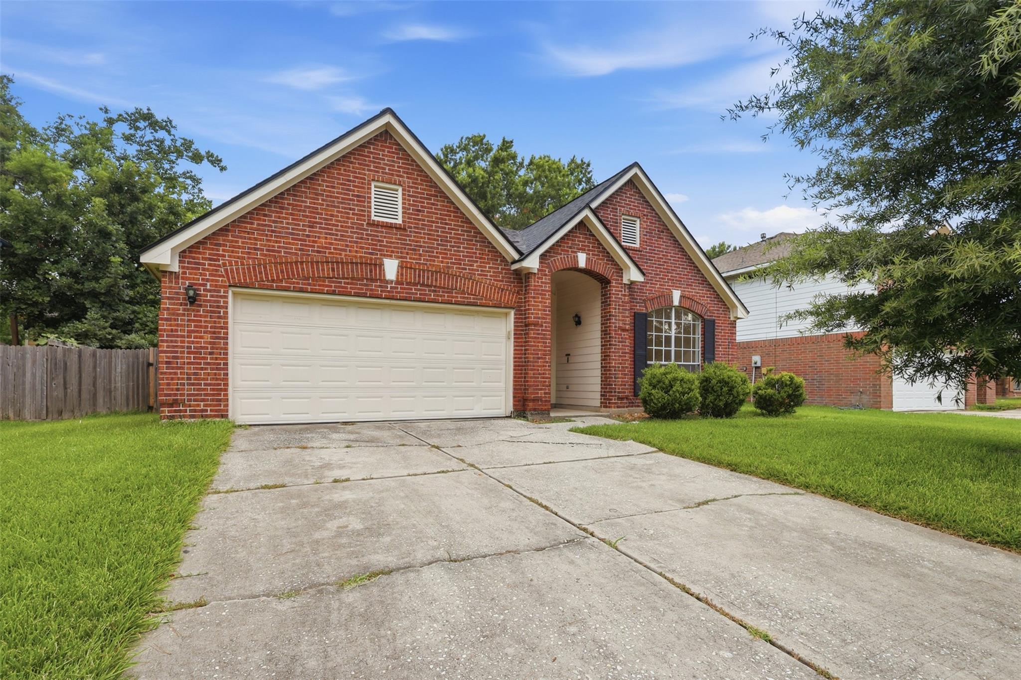 19319 Arbor Pines