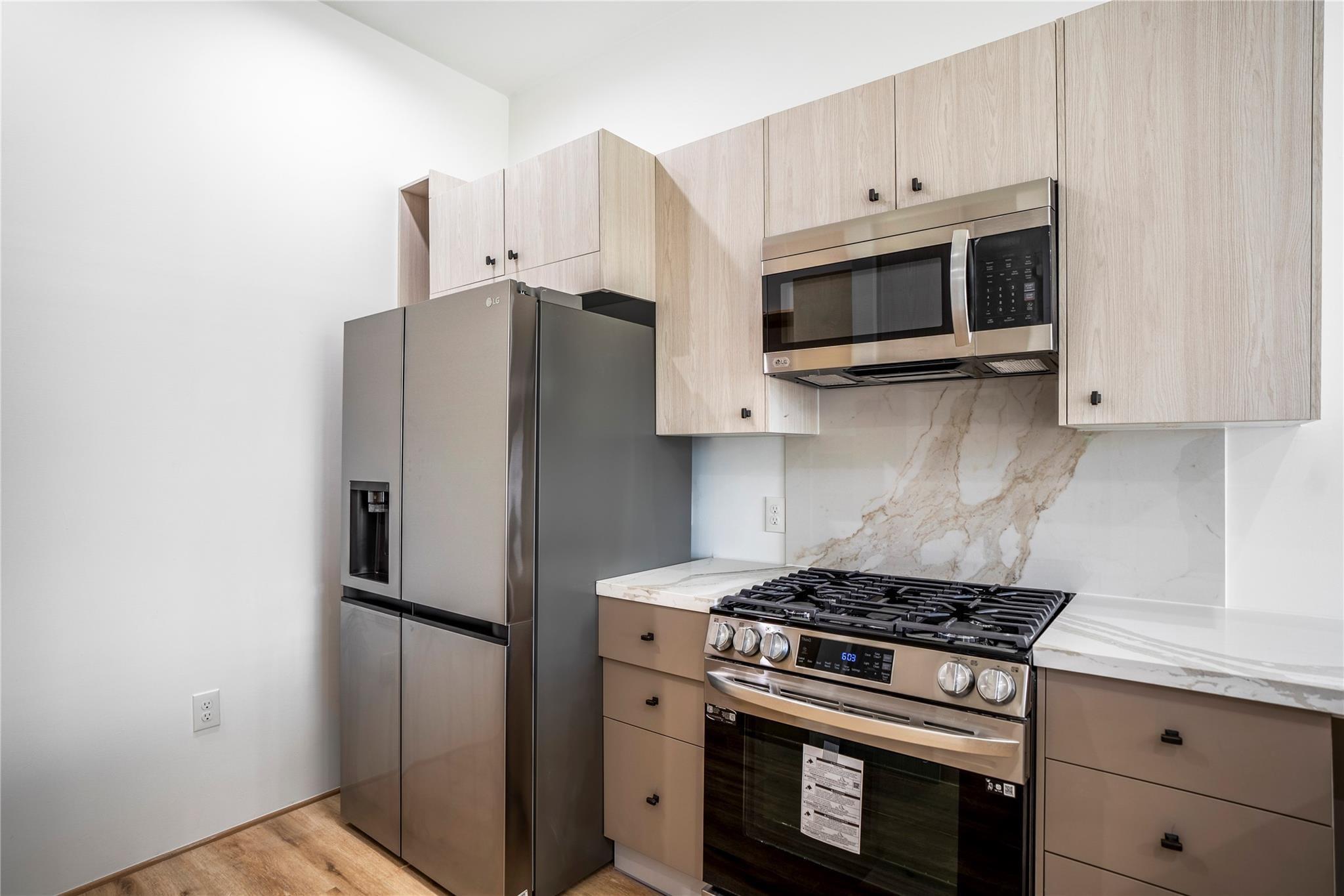 15000 S Richmond Street # 3