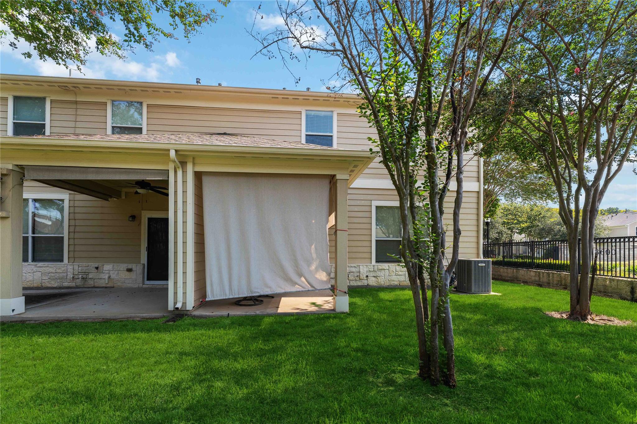 13600 Breton Ridge 1a