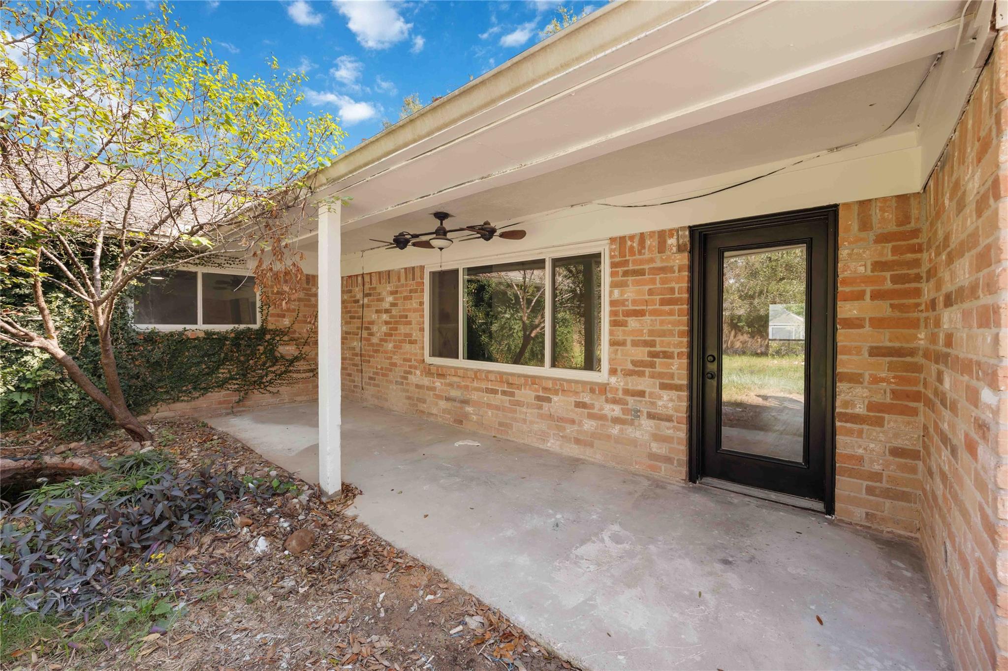 7907 12th Fairway Lane