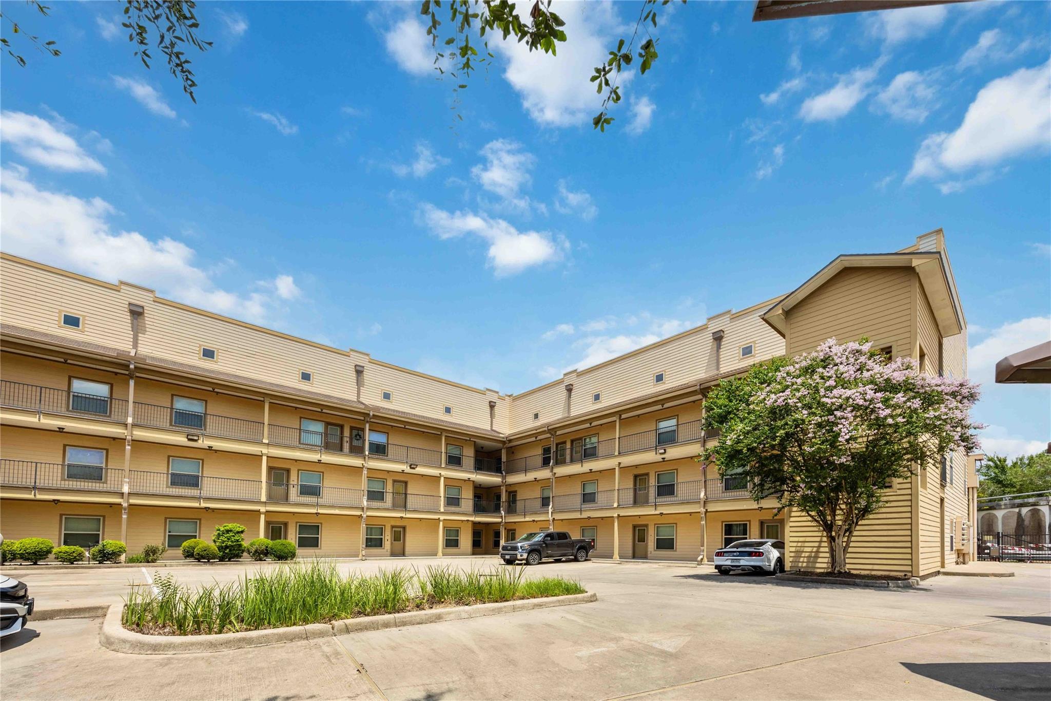 3501 Chenevert Street # 3