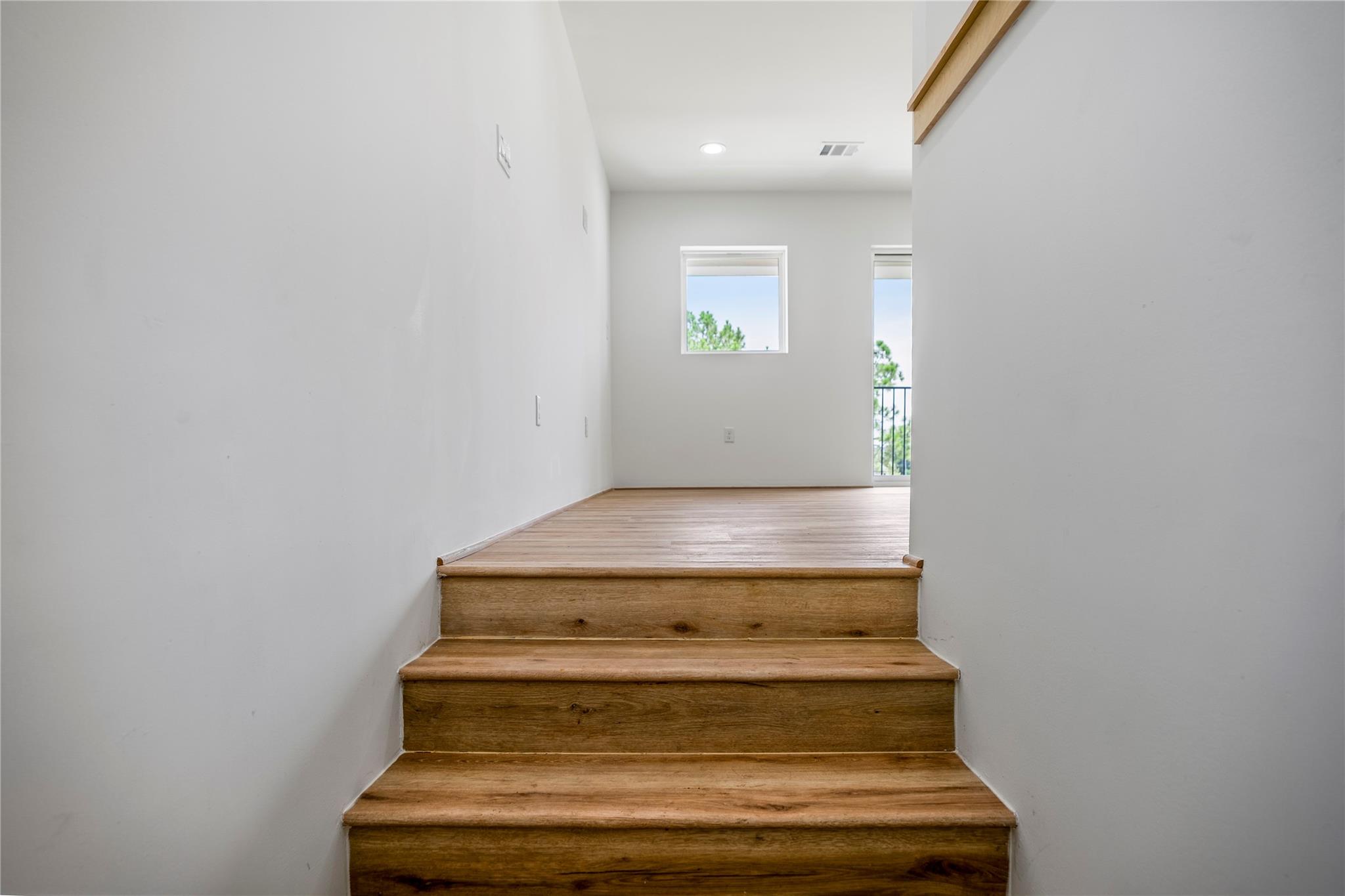 15000 S Richmond Street # 3