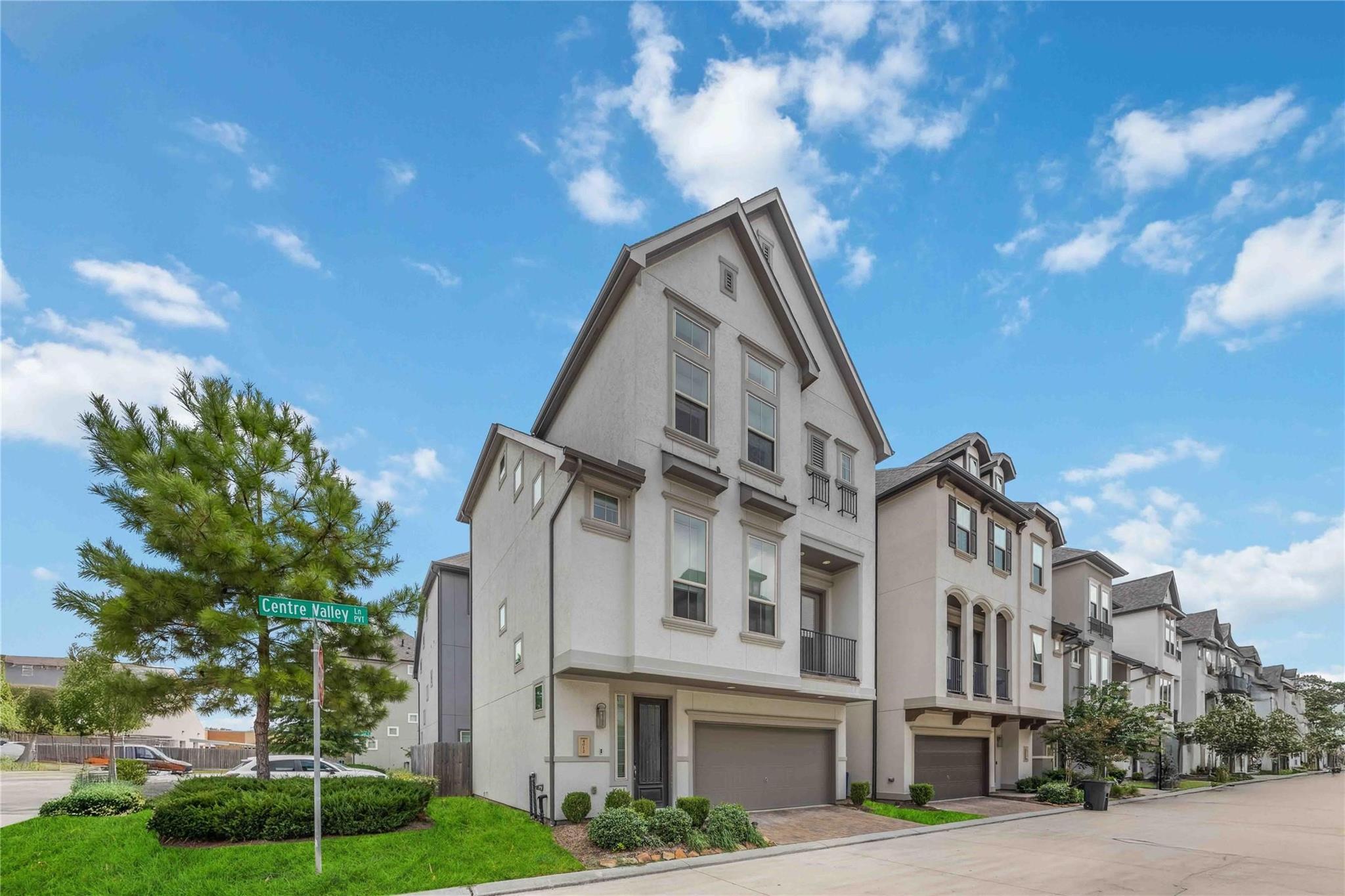 4012 Centre Valley Lane