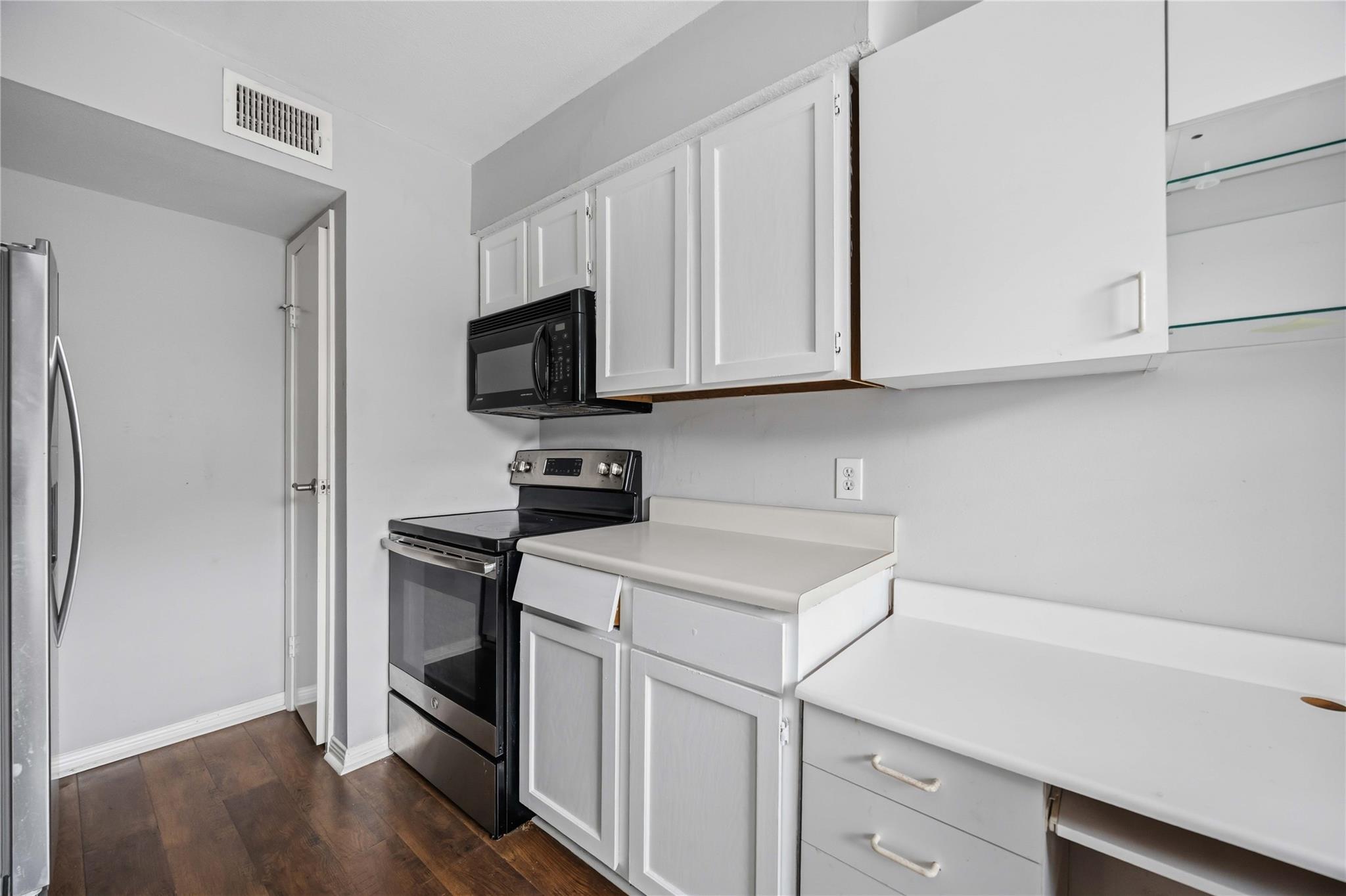 6201 Beverlyhill Street # 30