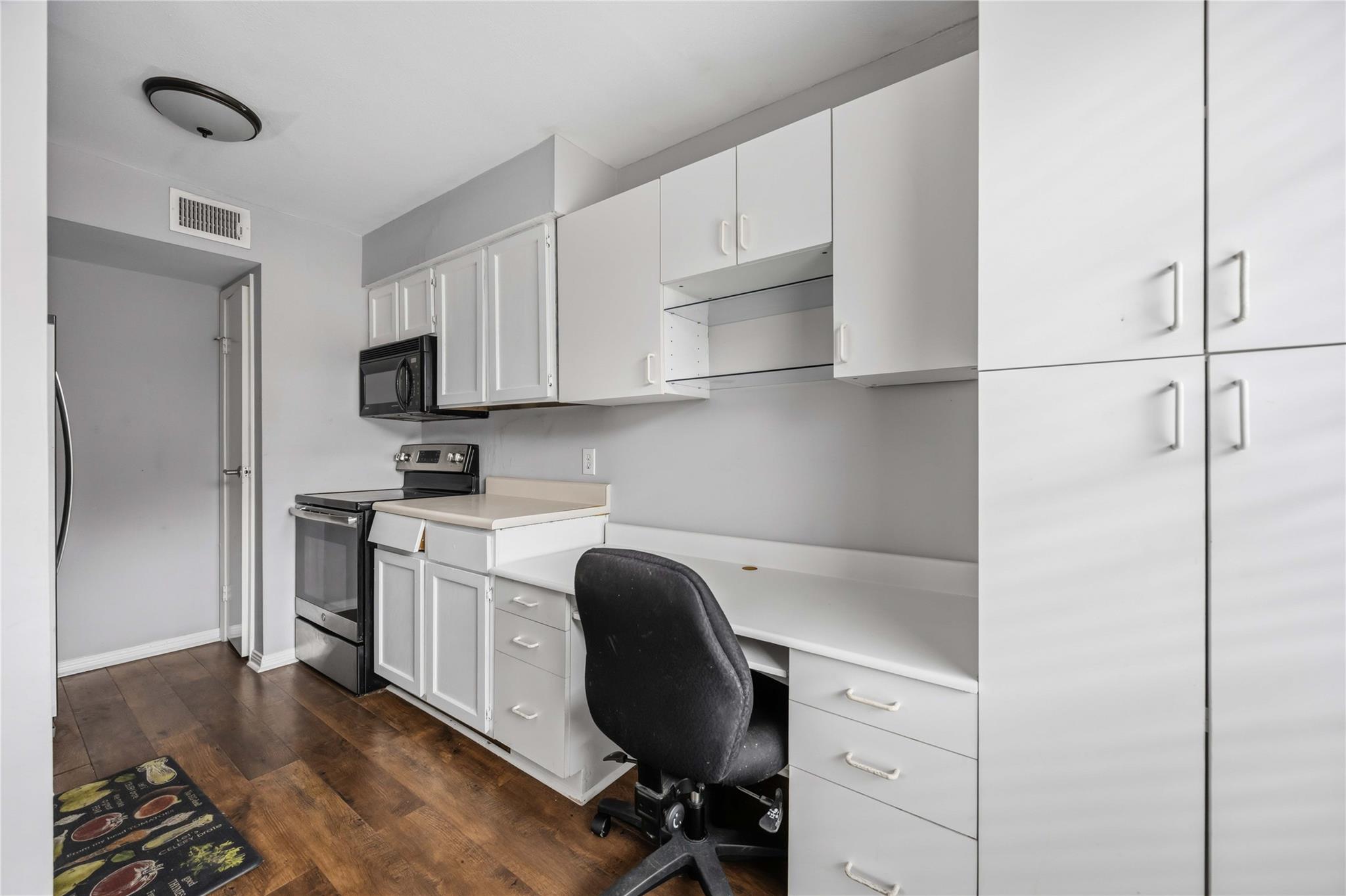 6201 Beverlyhill Street # 30