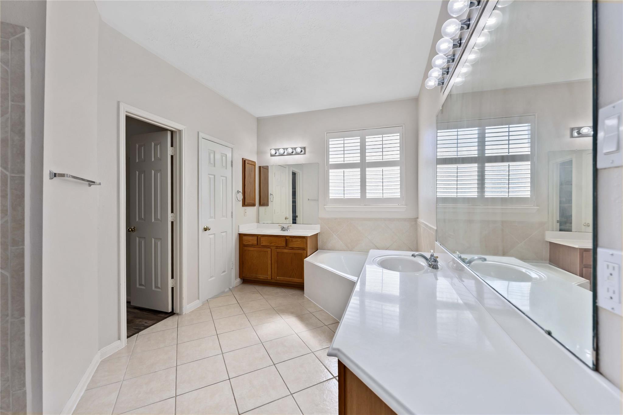 12022 Canyon Star Lane