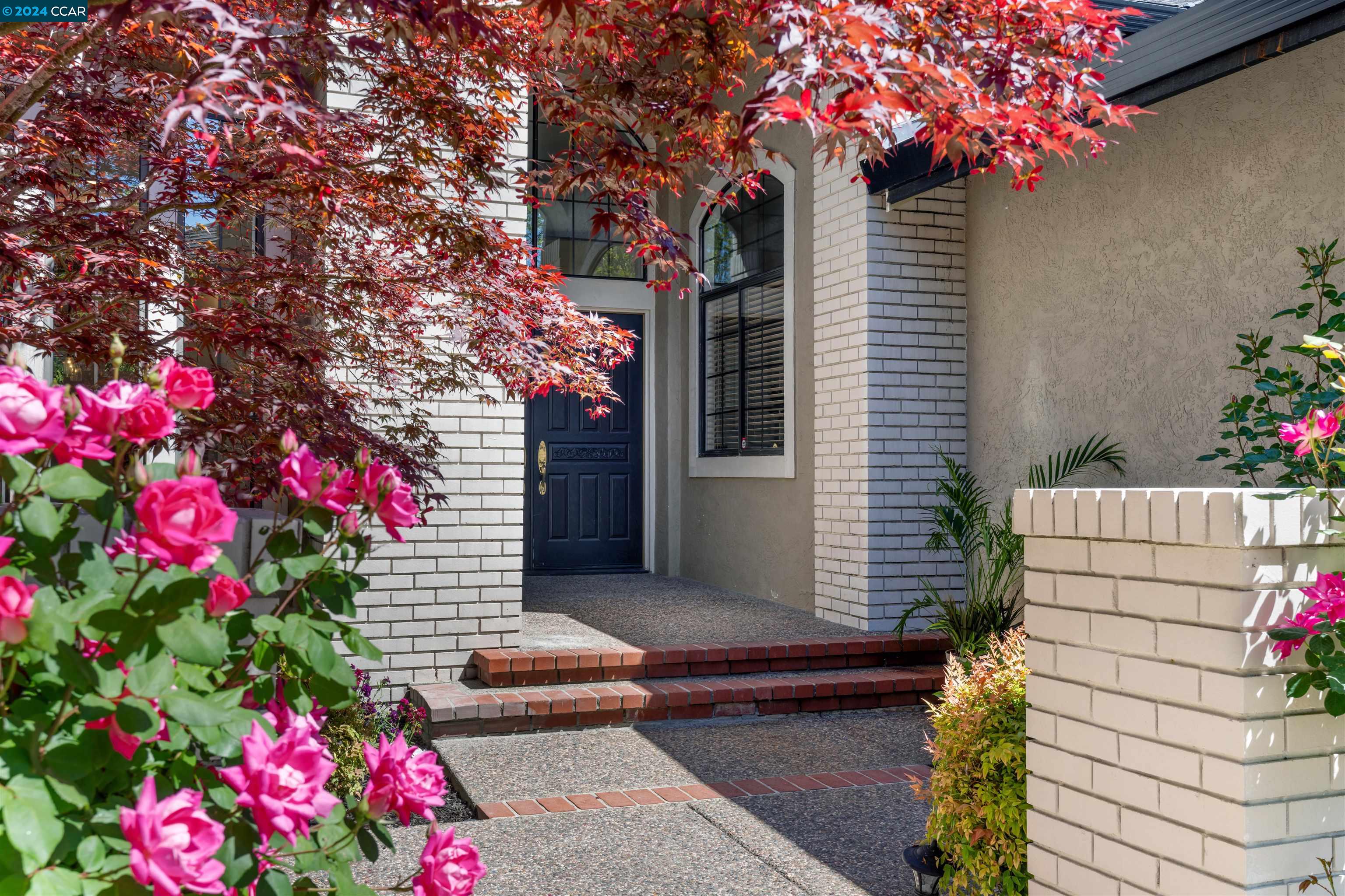 102 Tuscany Way