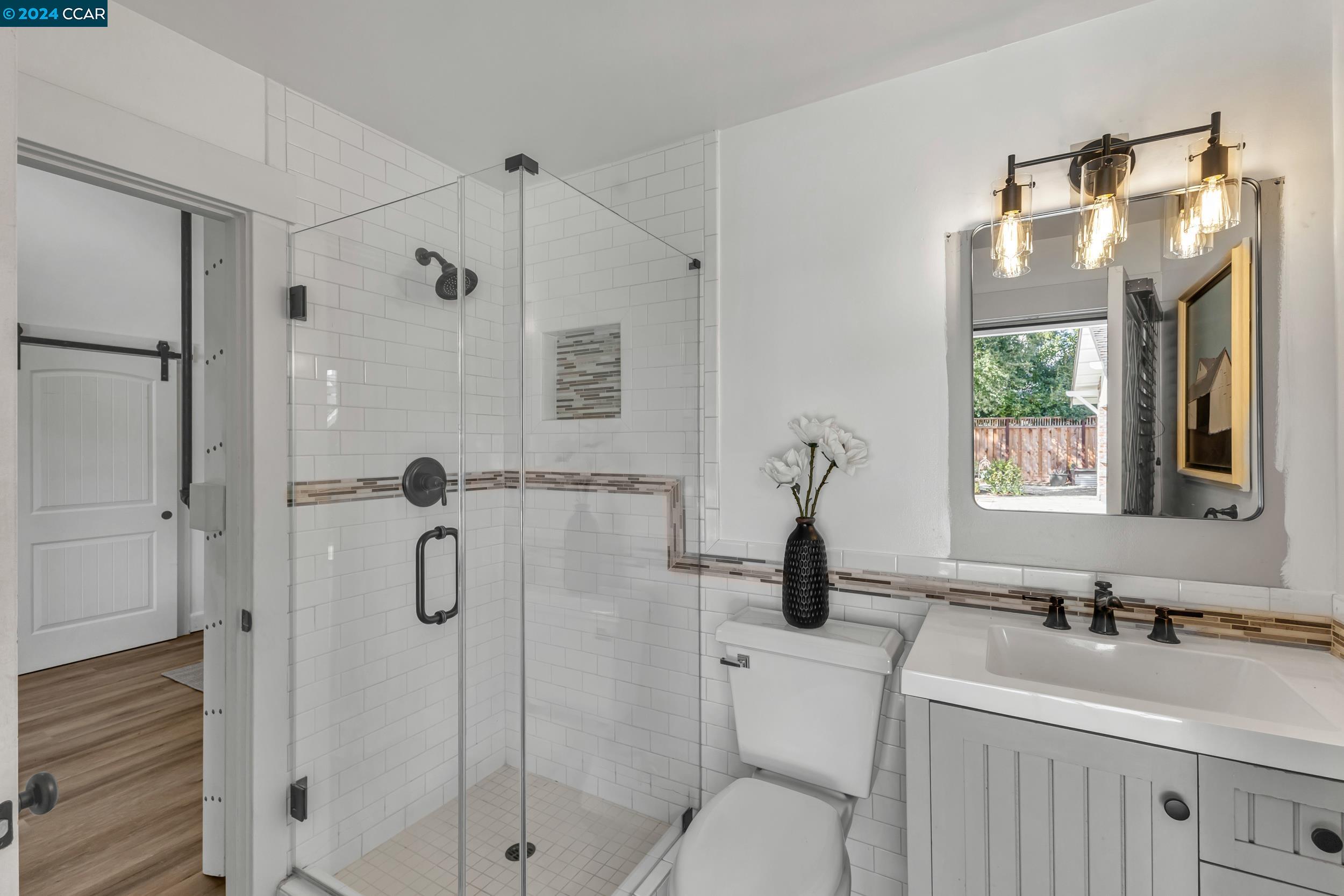216 Fairway Dr