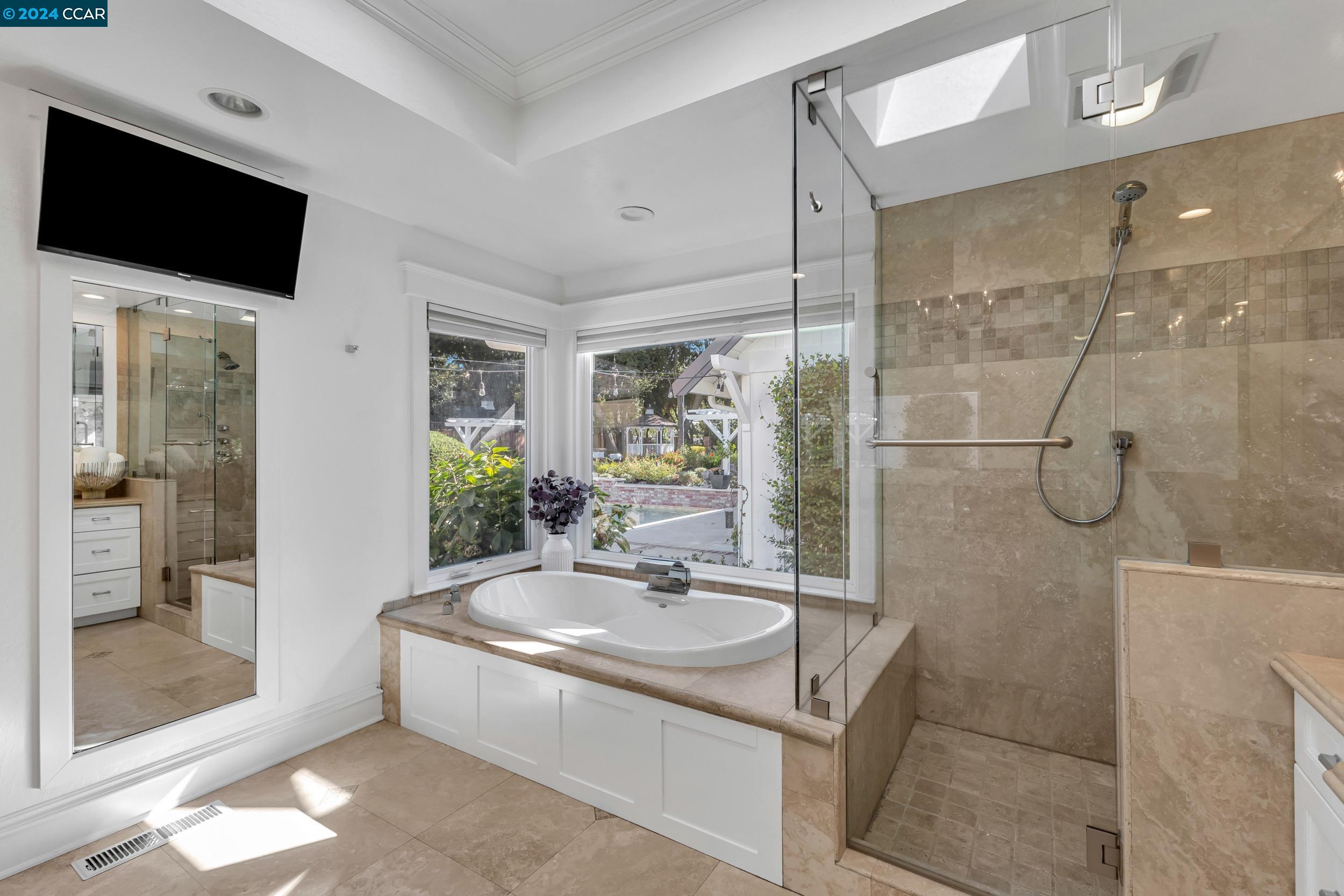 216 Fairway Dr
