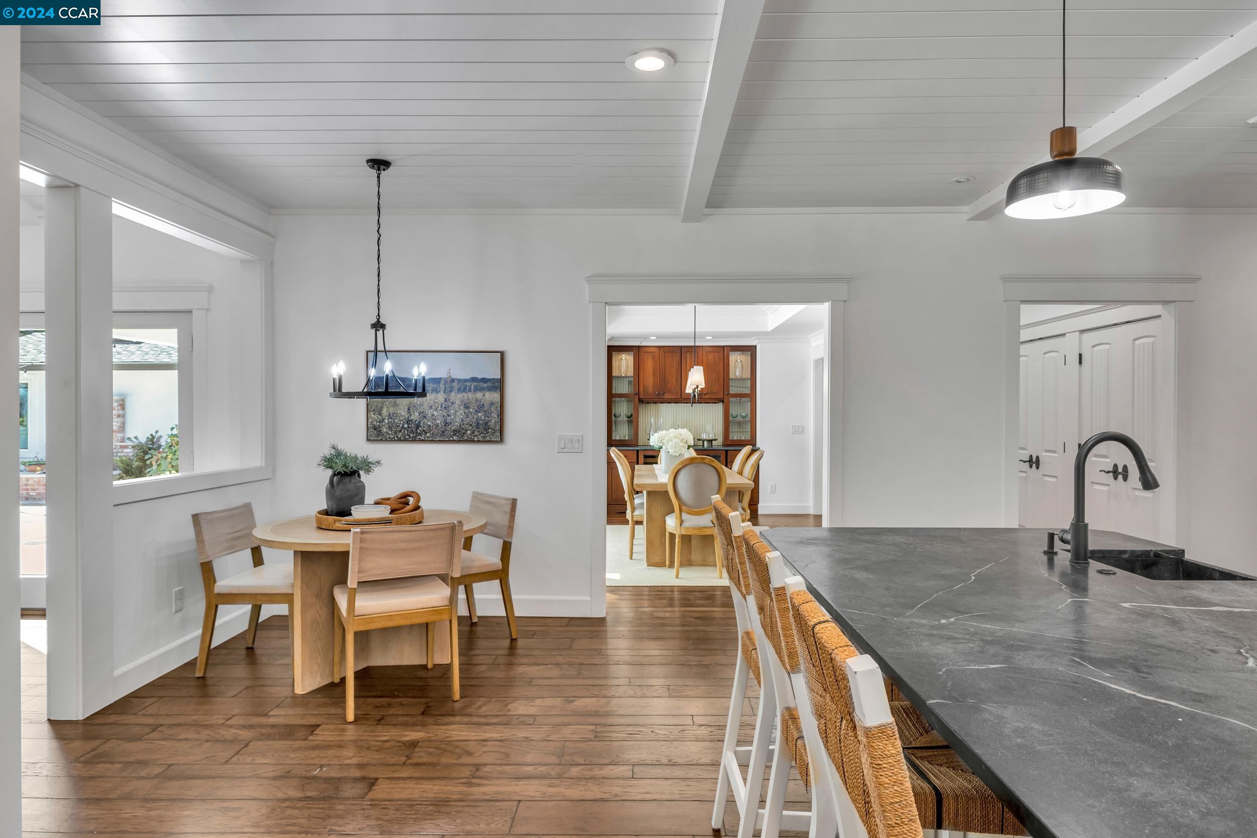 216 Fairway Dr