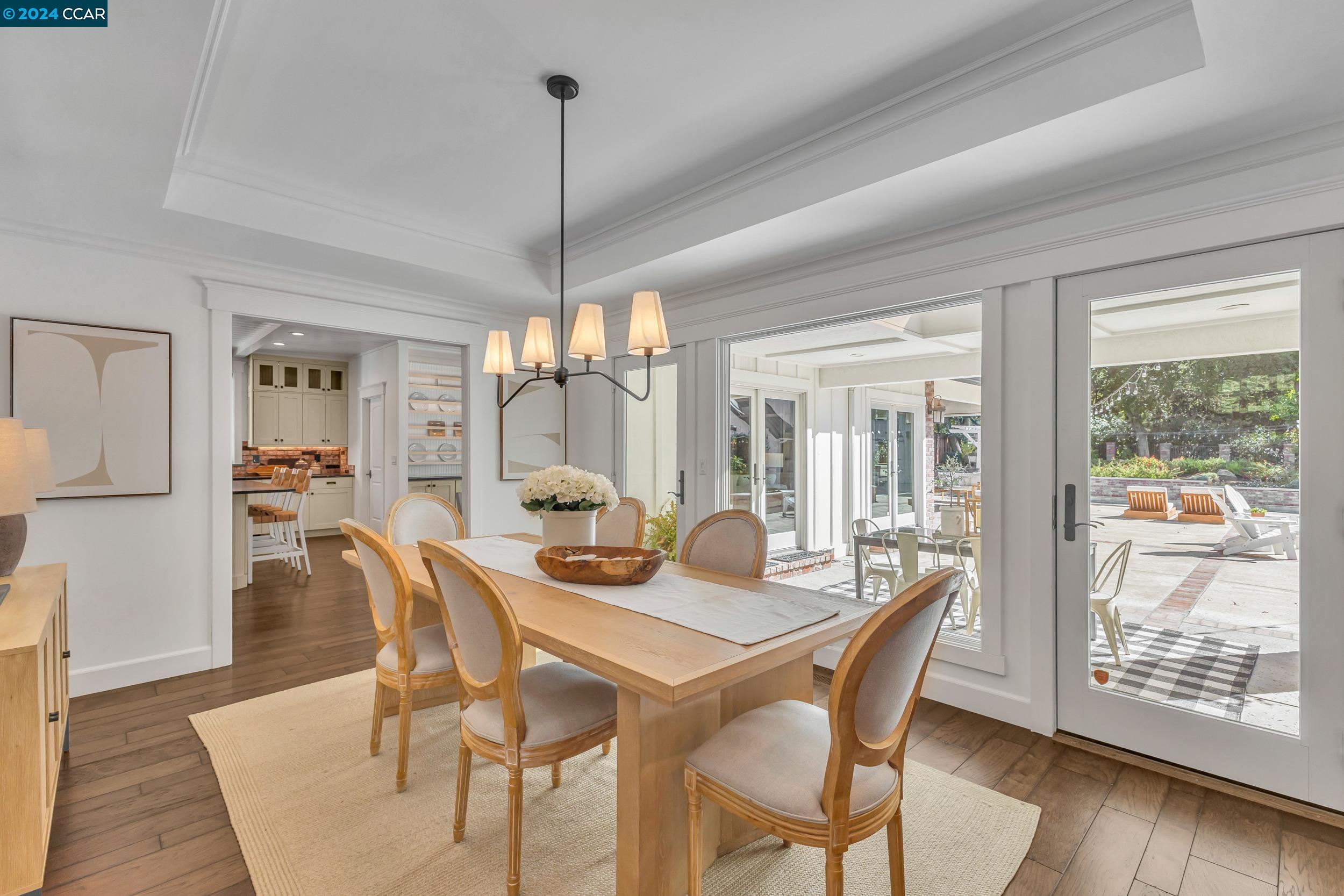 216 Fairway Dr