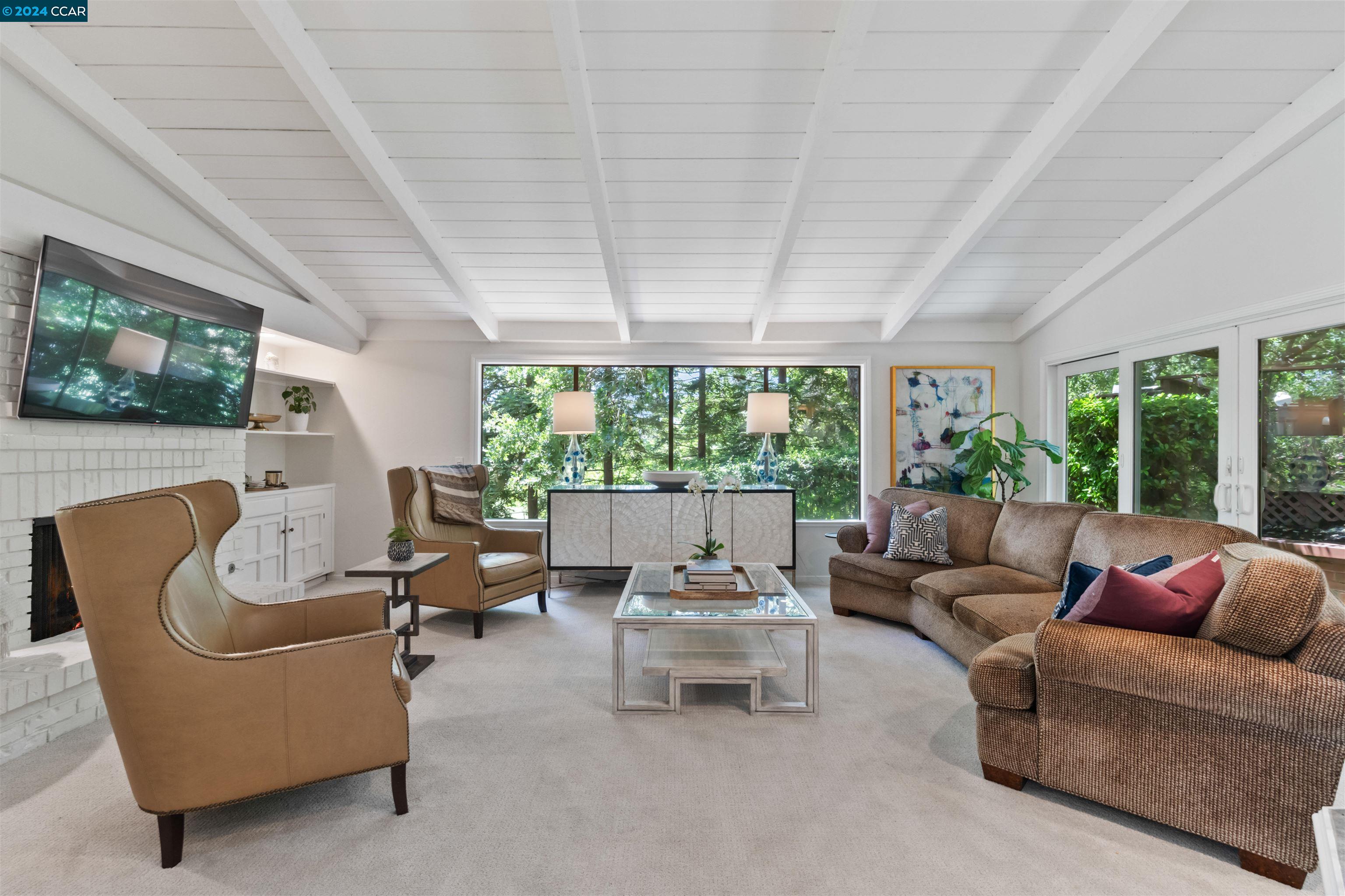 2537 Rolling Hills Ct