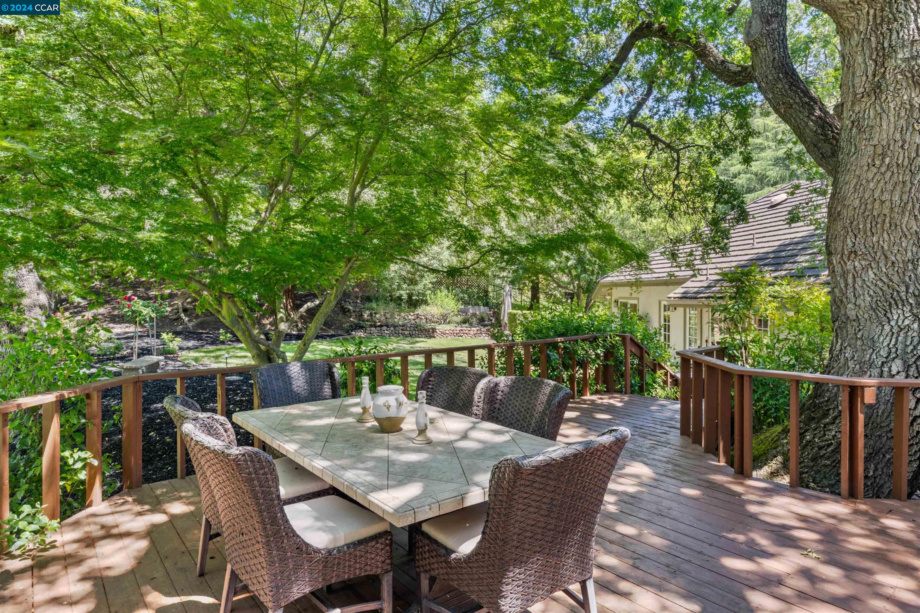 2537 Rolling Hills Ct