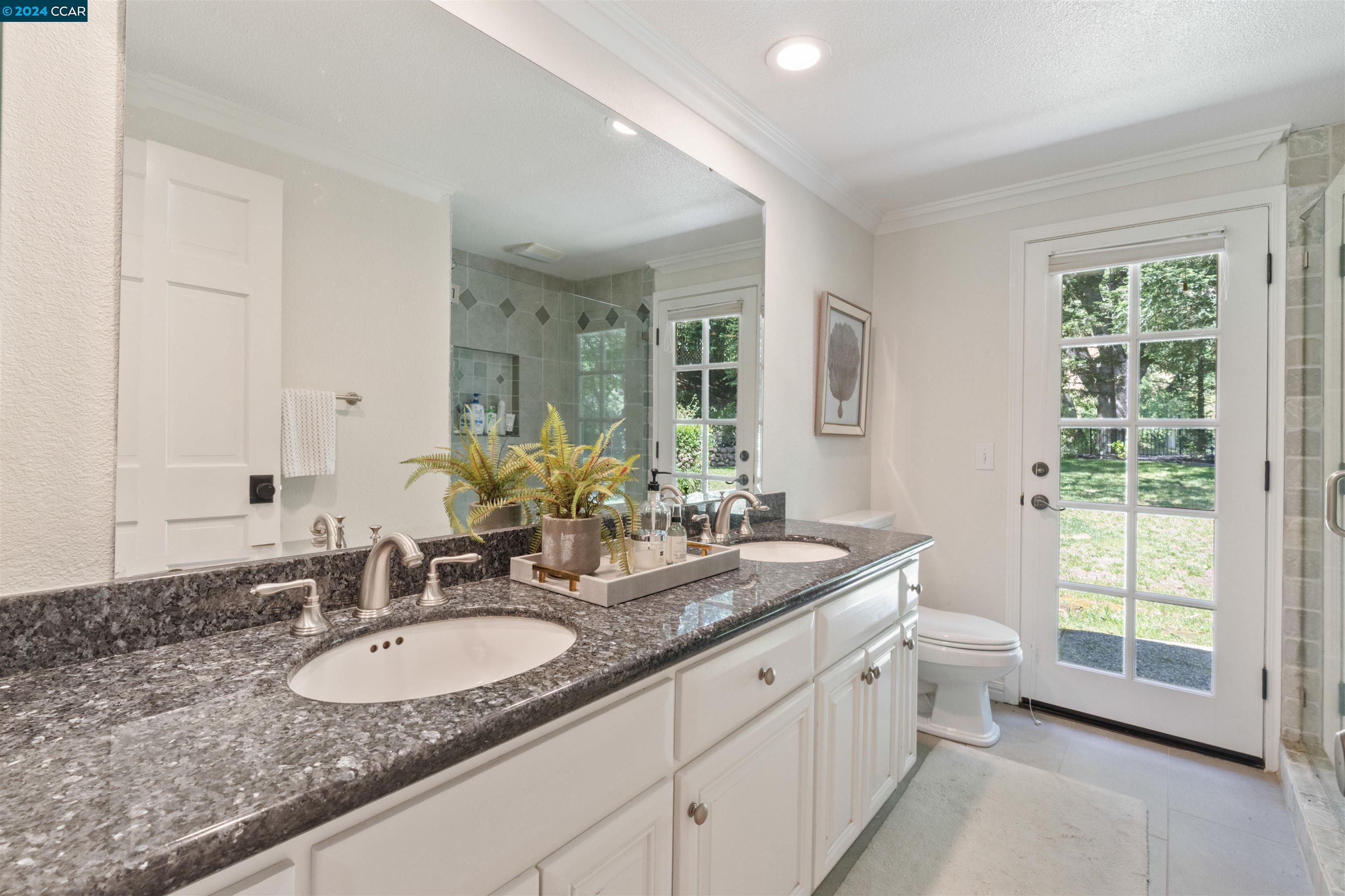 2537 Rolling Hills Ct