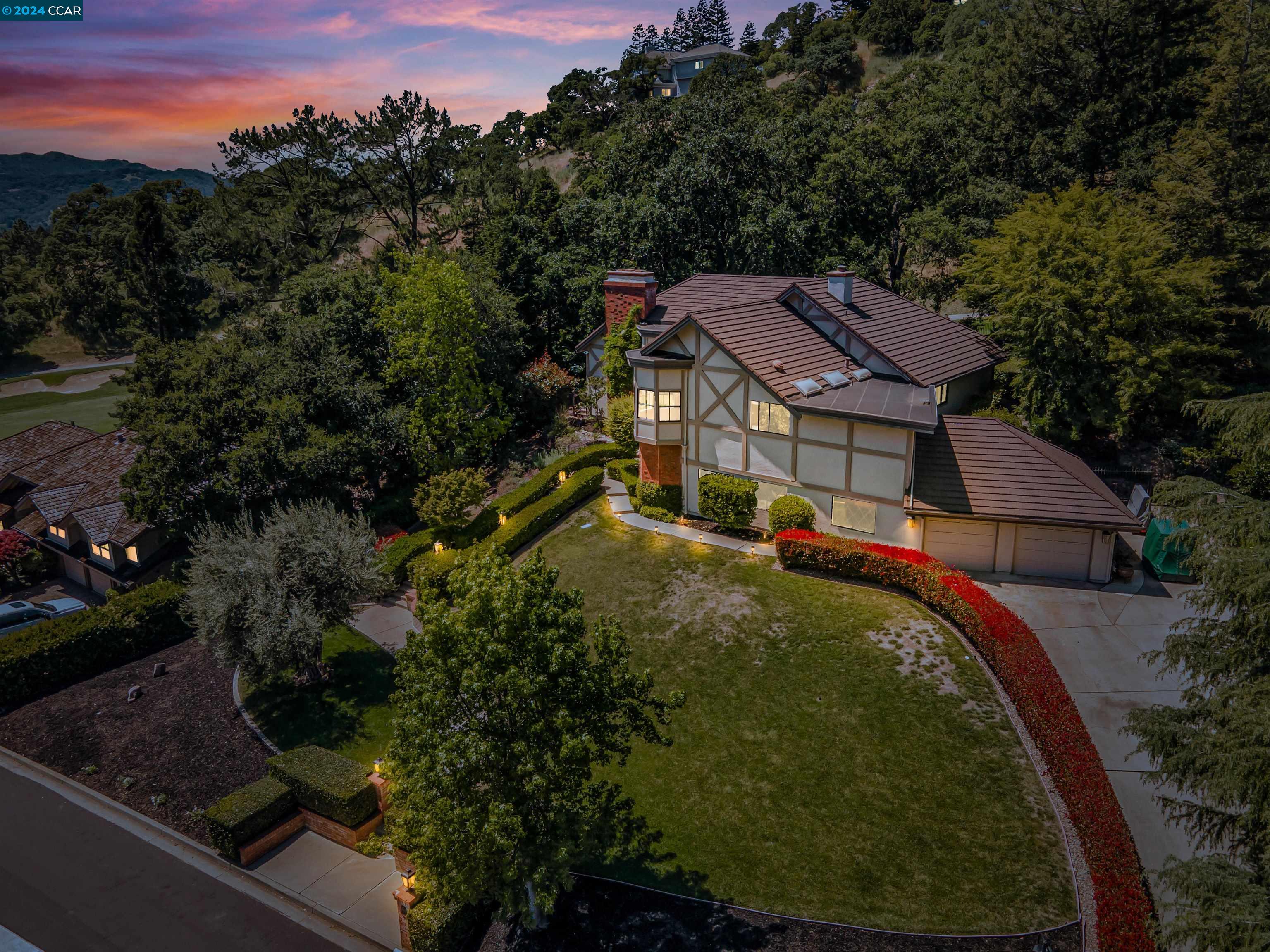 2537 Rolling Hills Ct