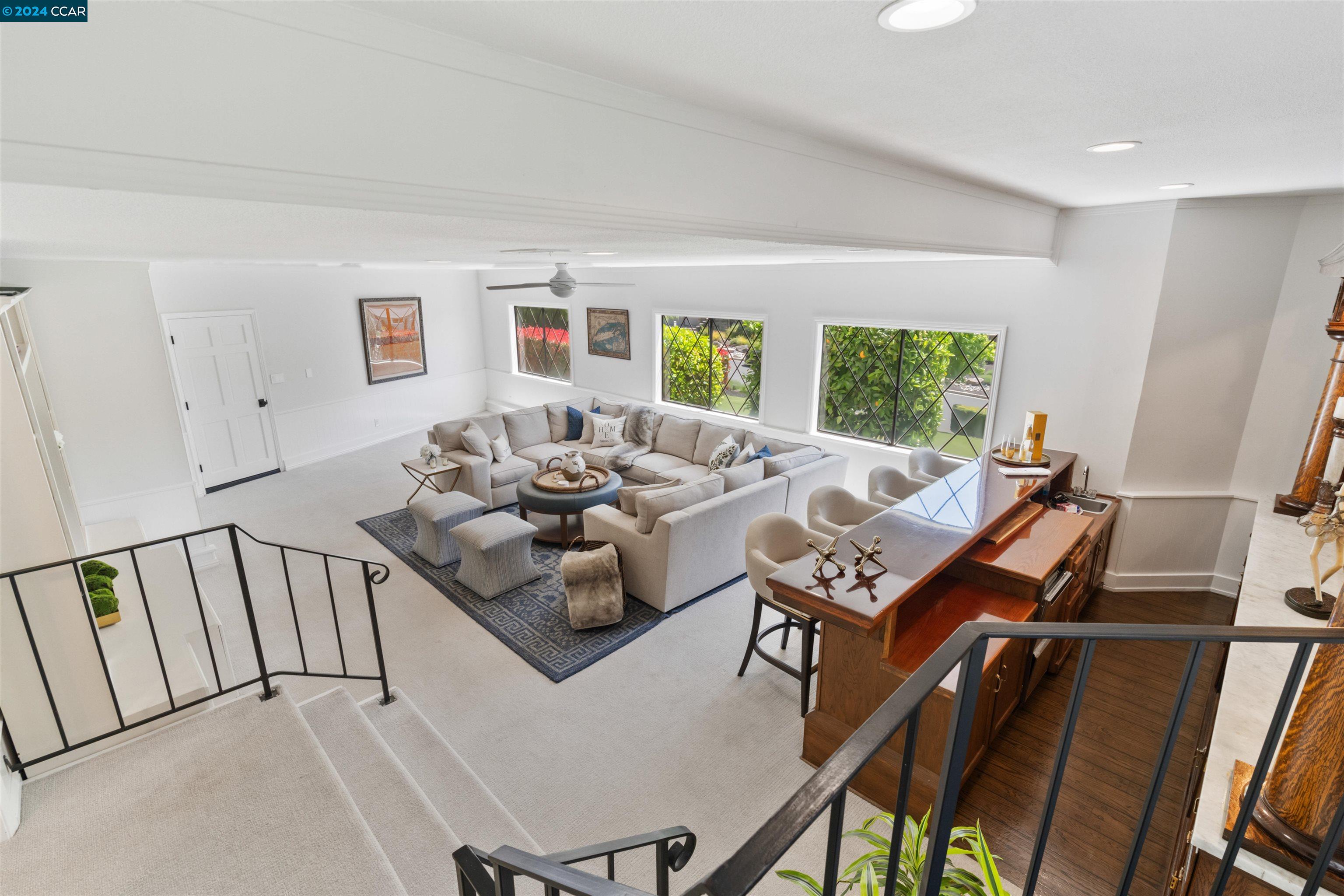 2537 Rolling Hills Ct