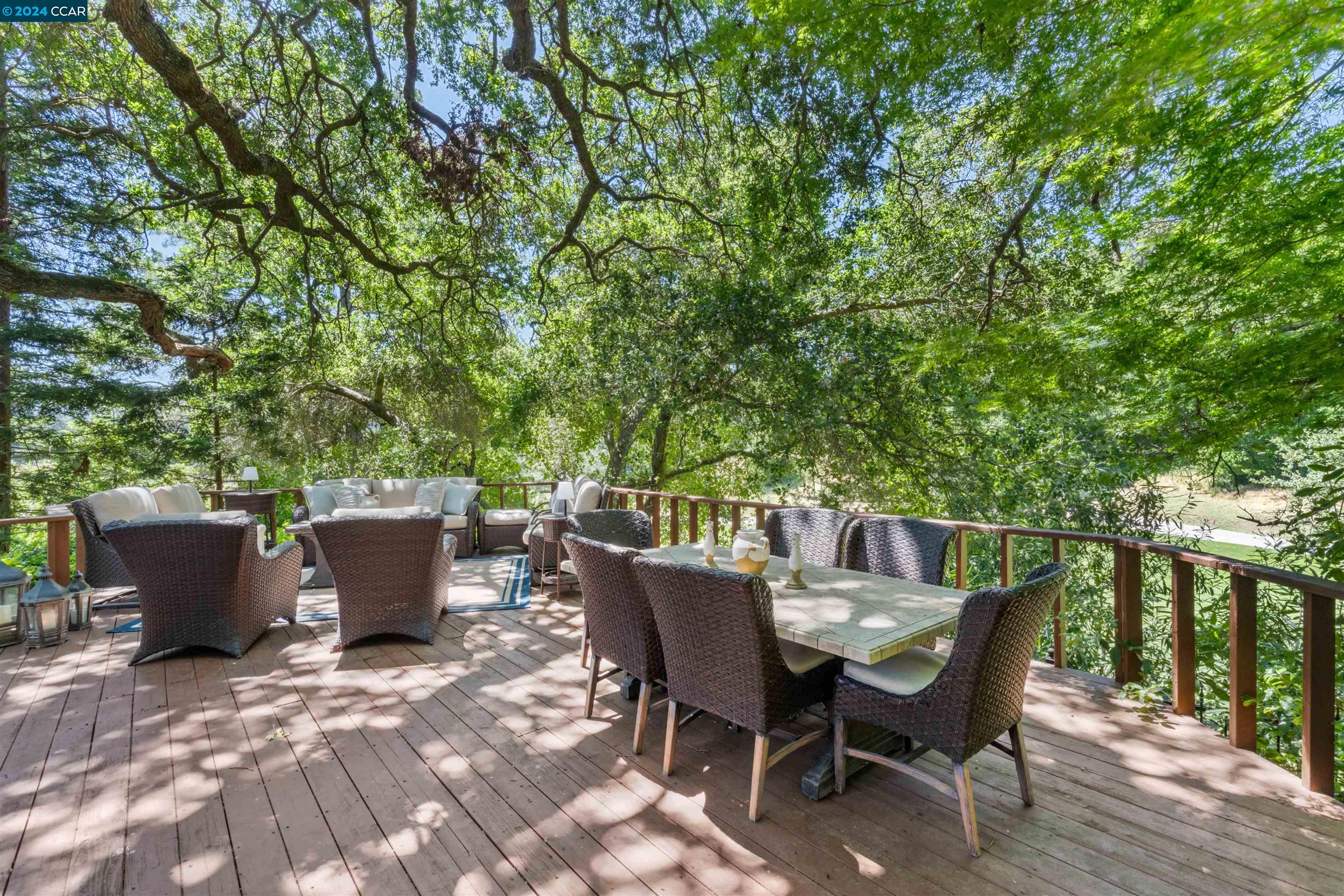 2537 Rolling Hills Ct