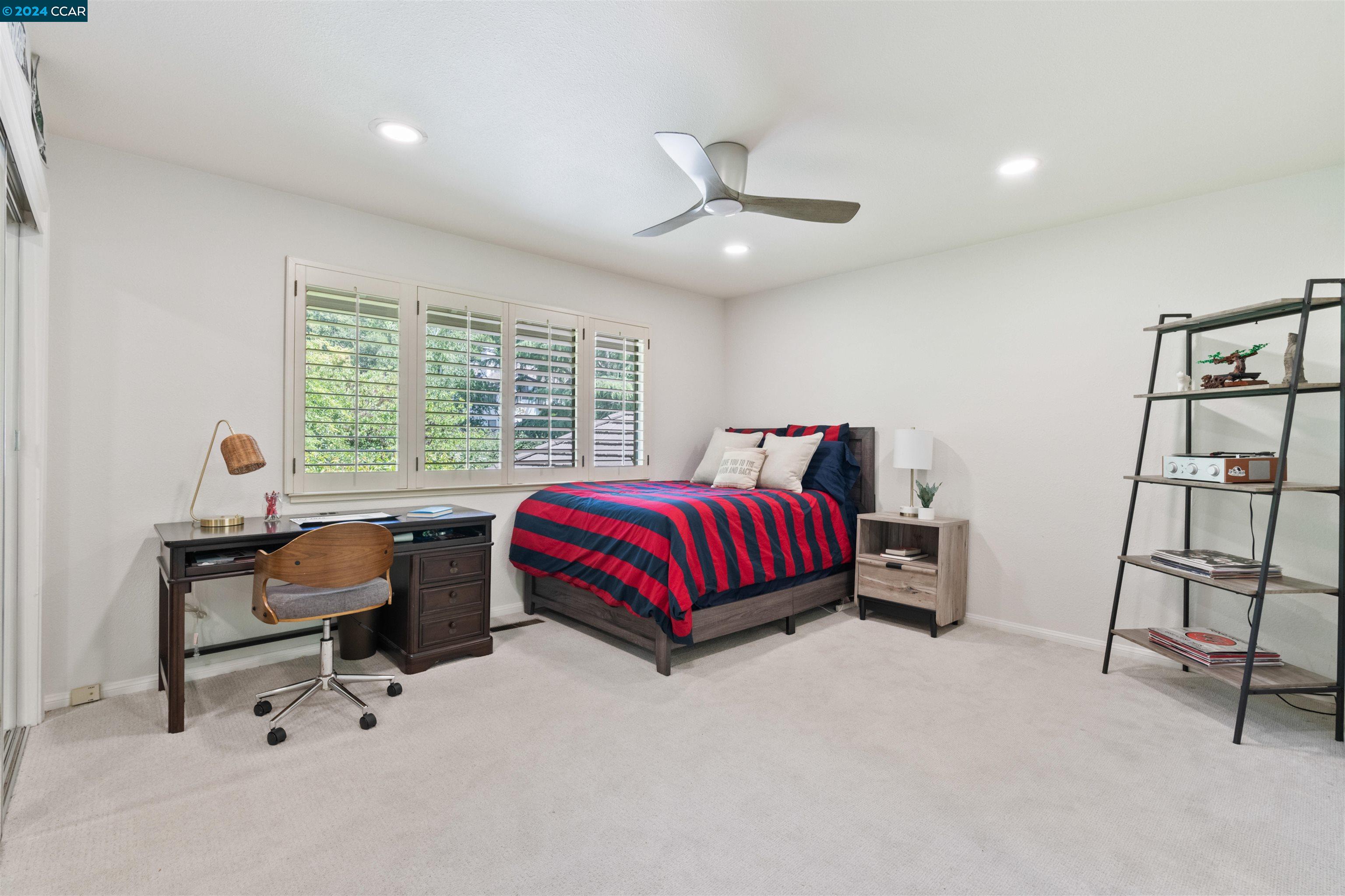 2537 Rolling Hills Ct