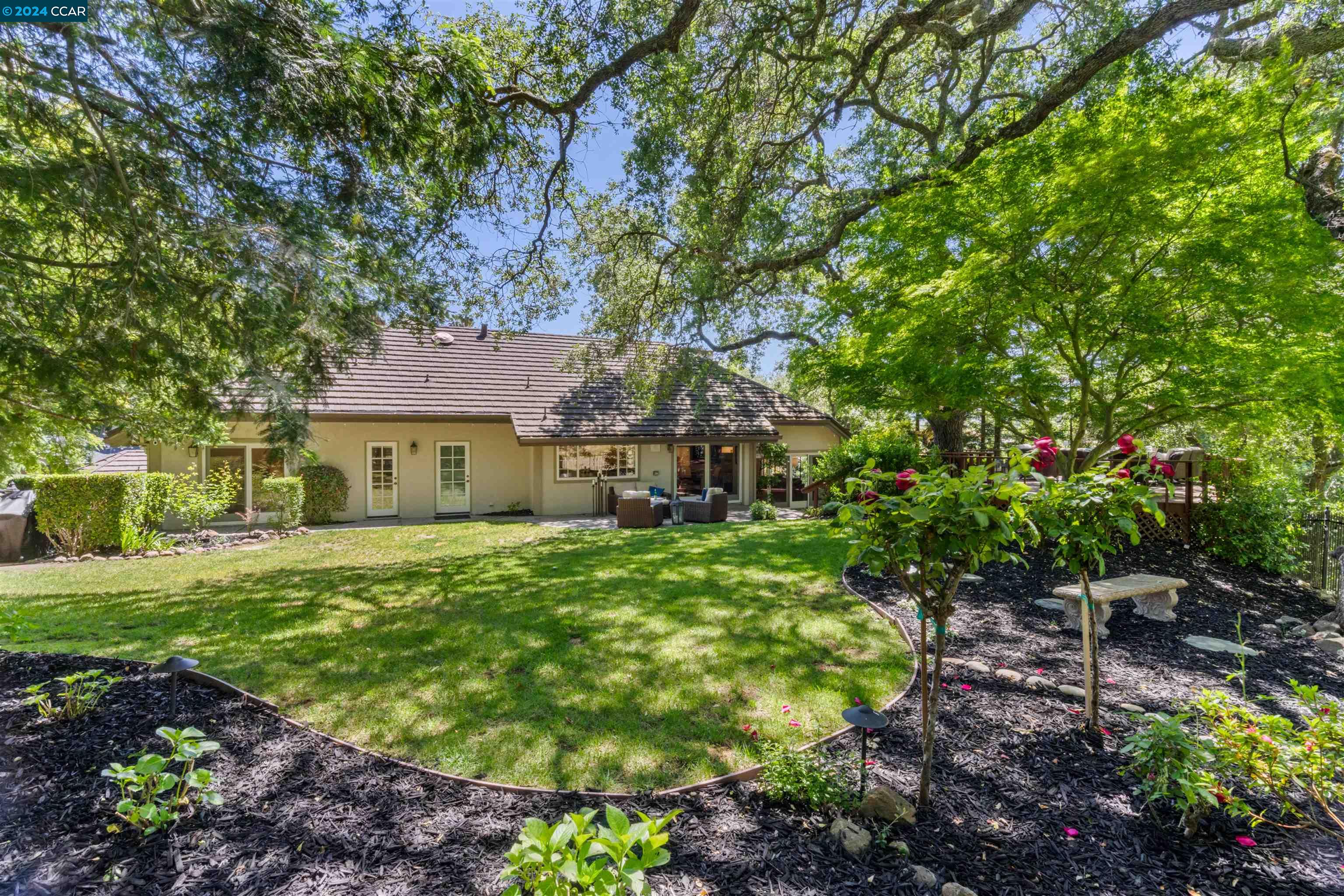 2537 Rolling Hills Ct
