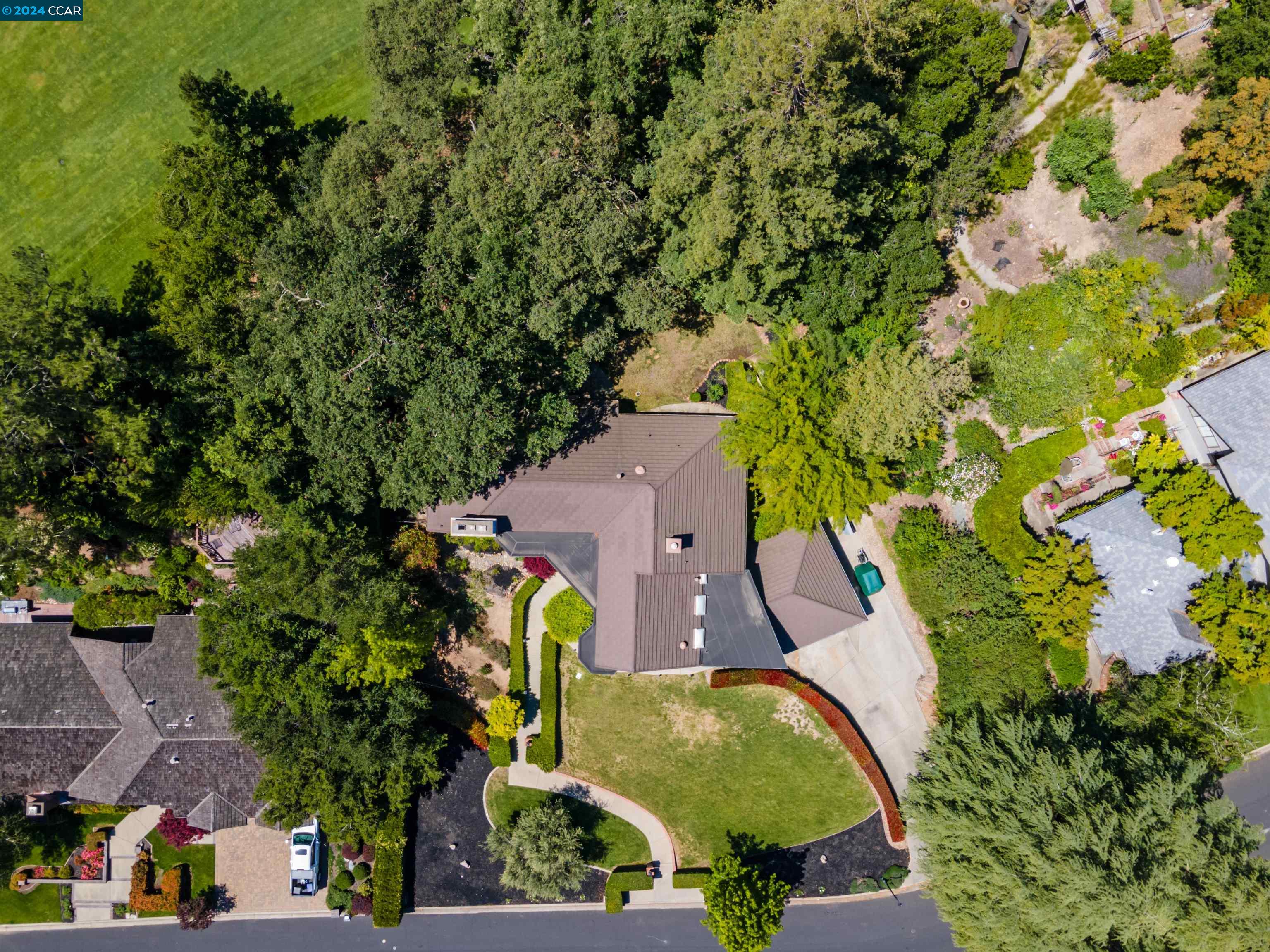 2537 Rolling Hills Ct