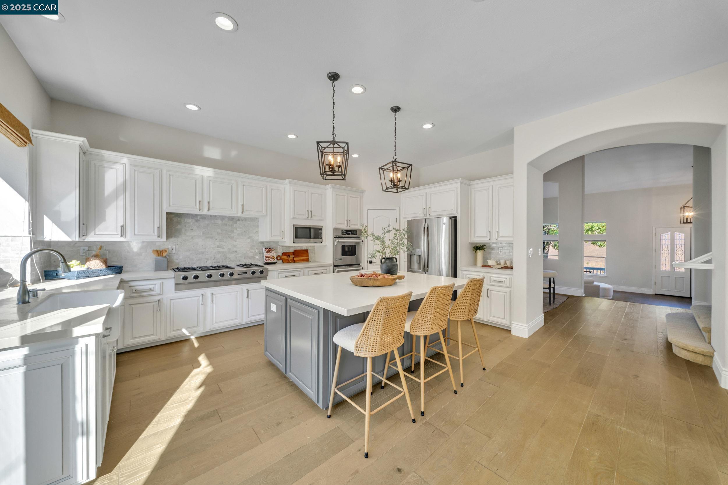 1040 Pebble Beach Dr, Clayton