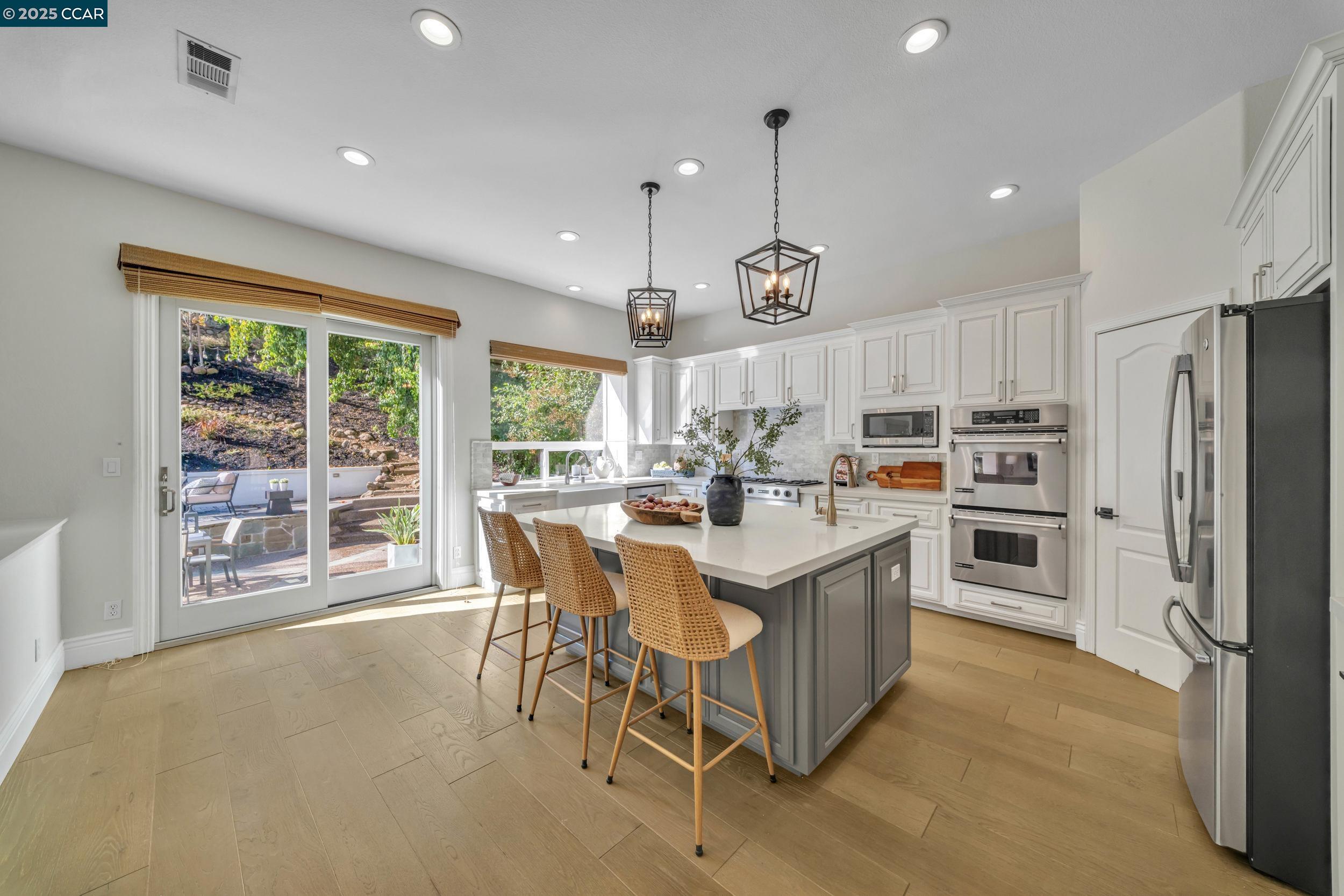 1040 Pebble Beach Dr, Clayton