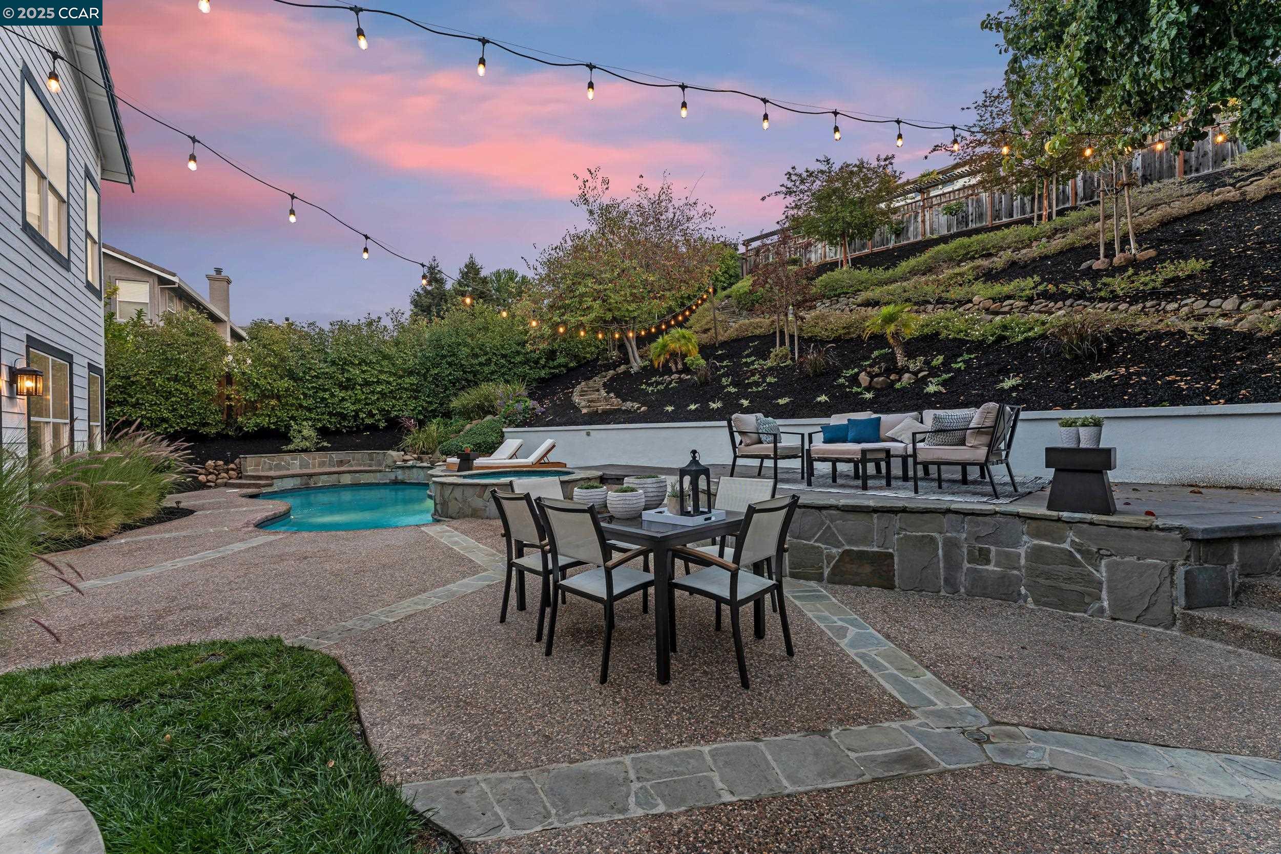 1040 Pebble Beach Dr, Clayton